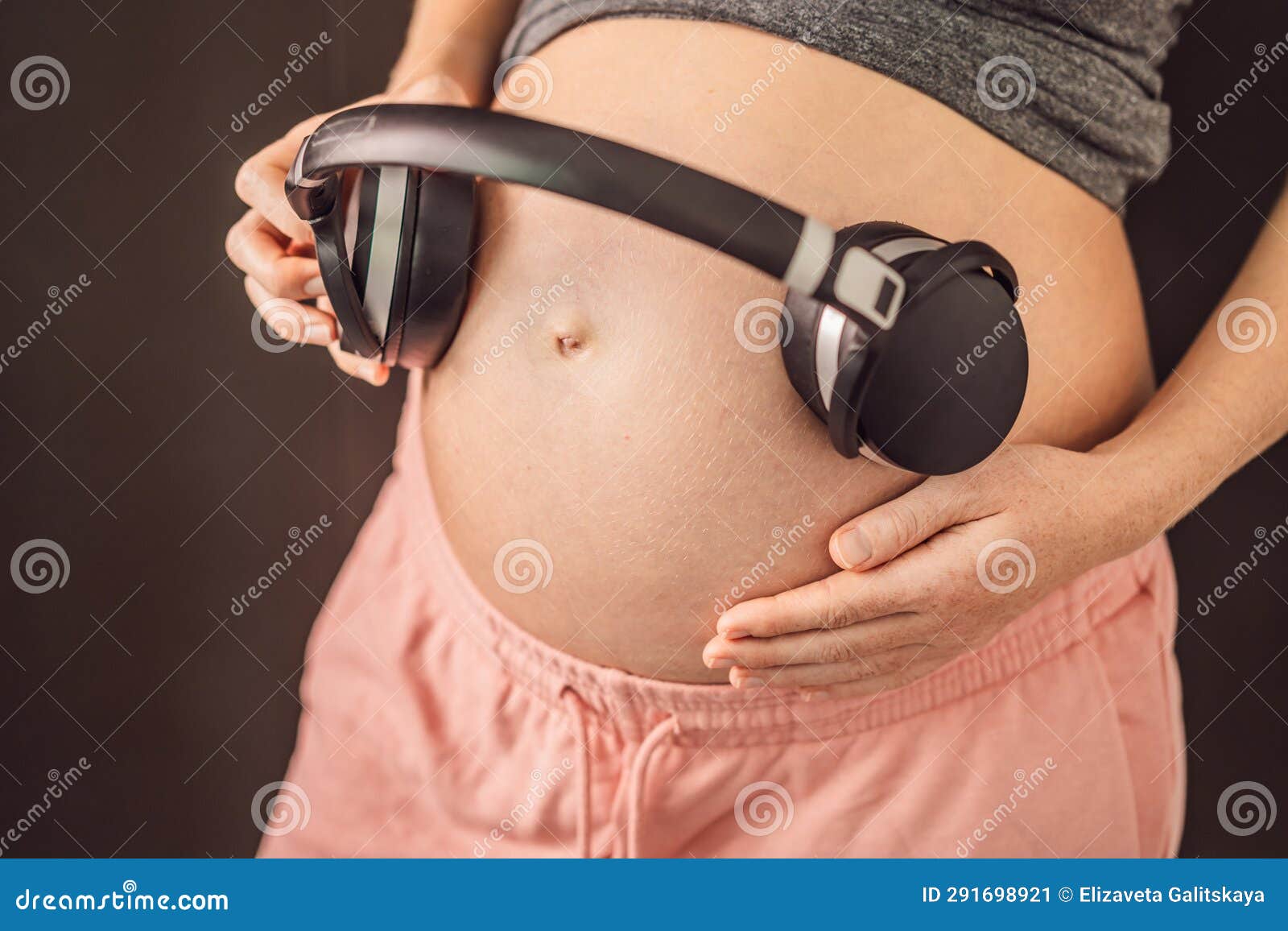 2,659 Belly Headphones Pregnant Stock Photos - Free & Royalty-Free Stock  Photos from Dreamstime