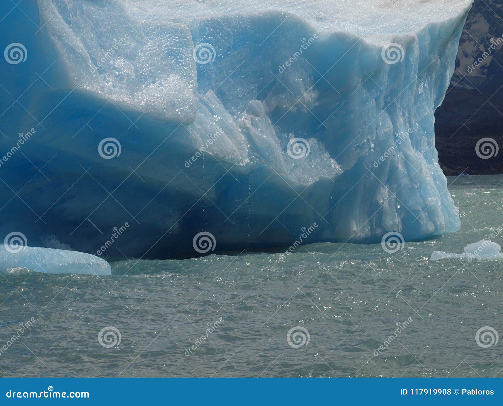 melting iceberg in lago argentino, calafate