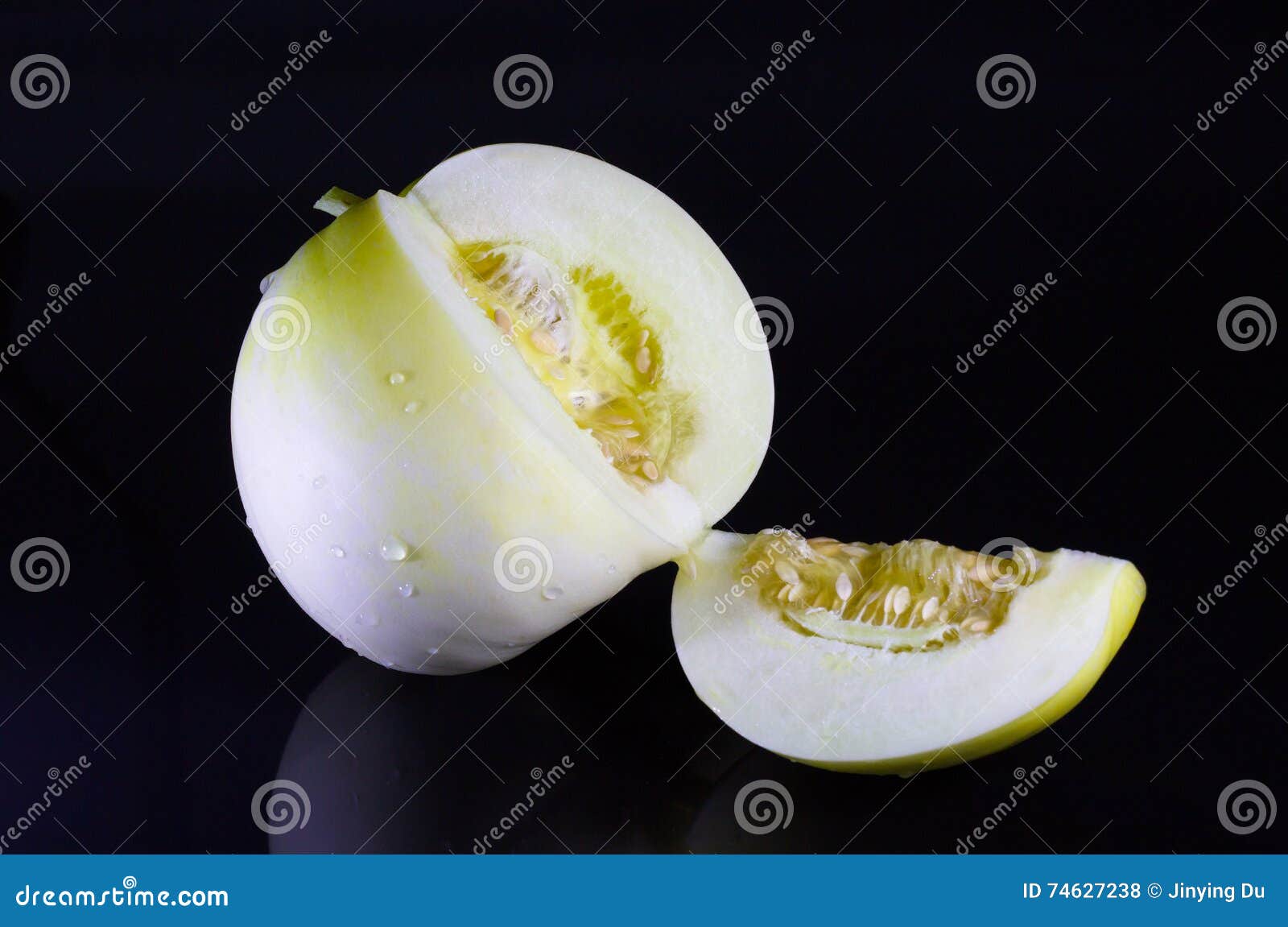 Melón/melón Blanco Aislado En Fondo Negro Foto de archivo Imagen de