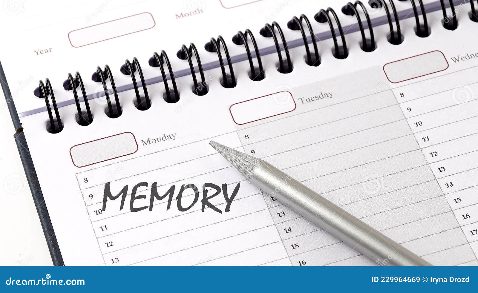 memory on the planner with pencil, medicina