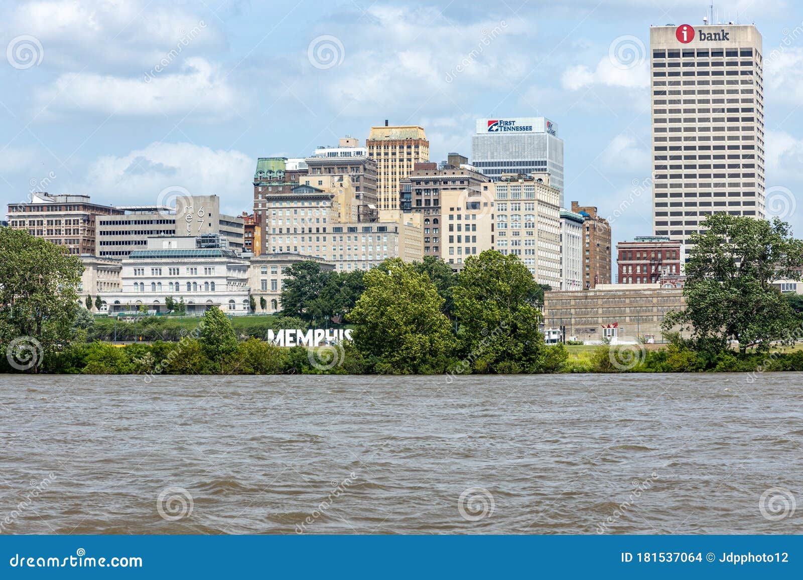 Memphis Skyline from Mississippi River Editorial Stock Image Image of