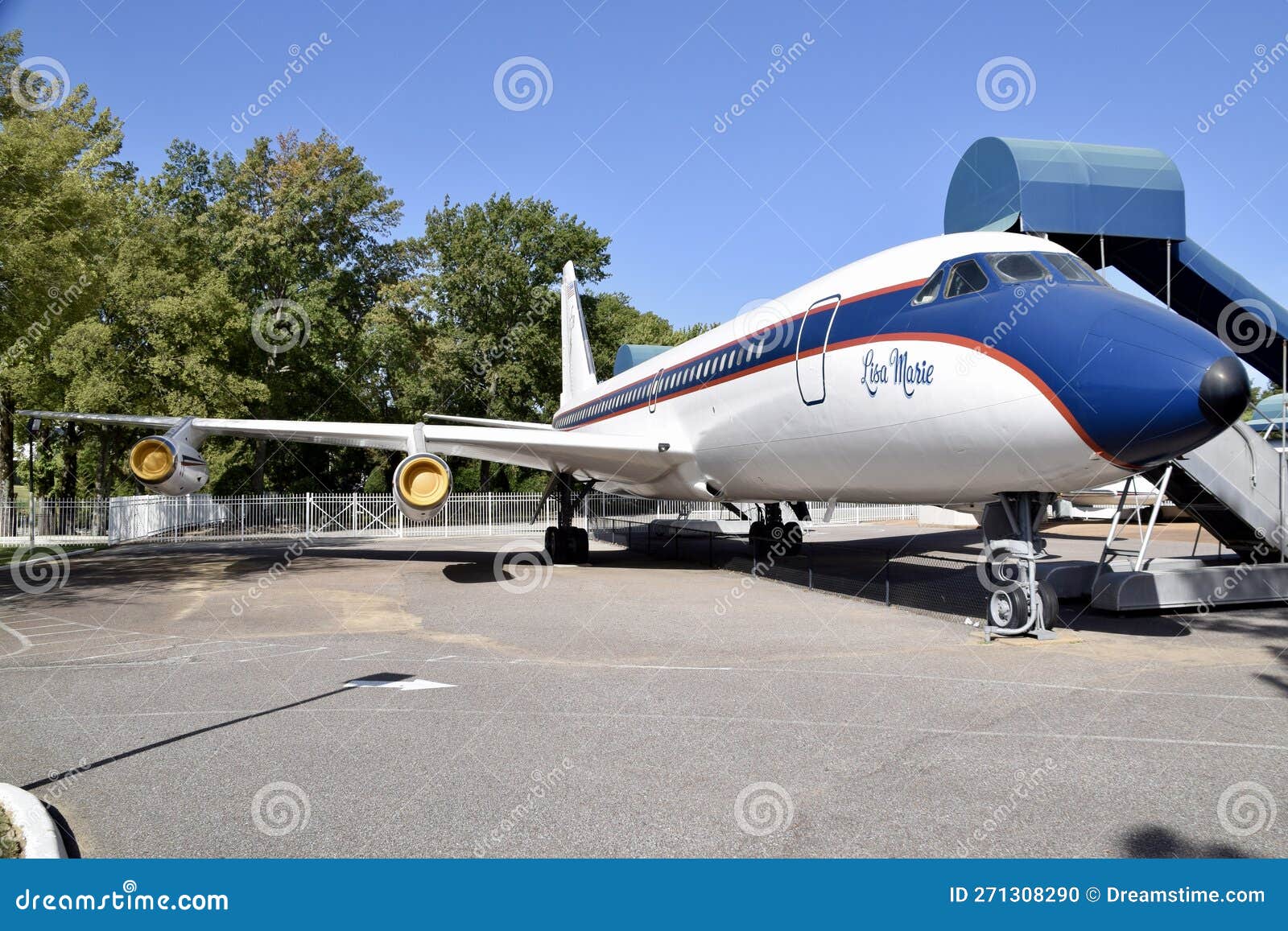 1958 Convair 880 Lisa Marie Aircraft Owned By Elvis Presley Now At Graceland Memphis Tn