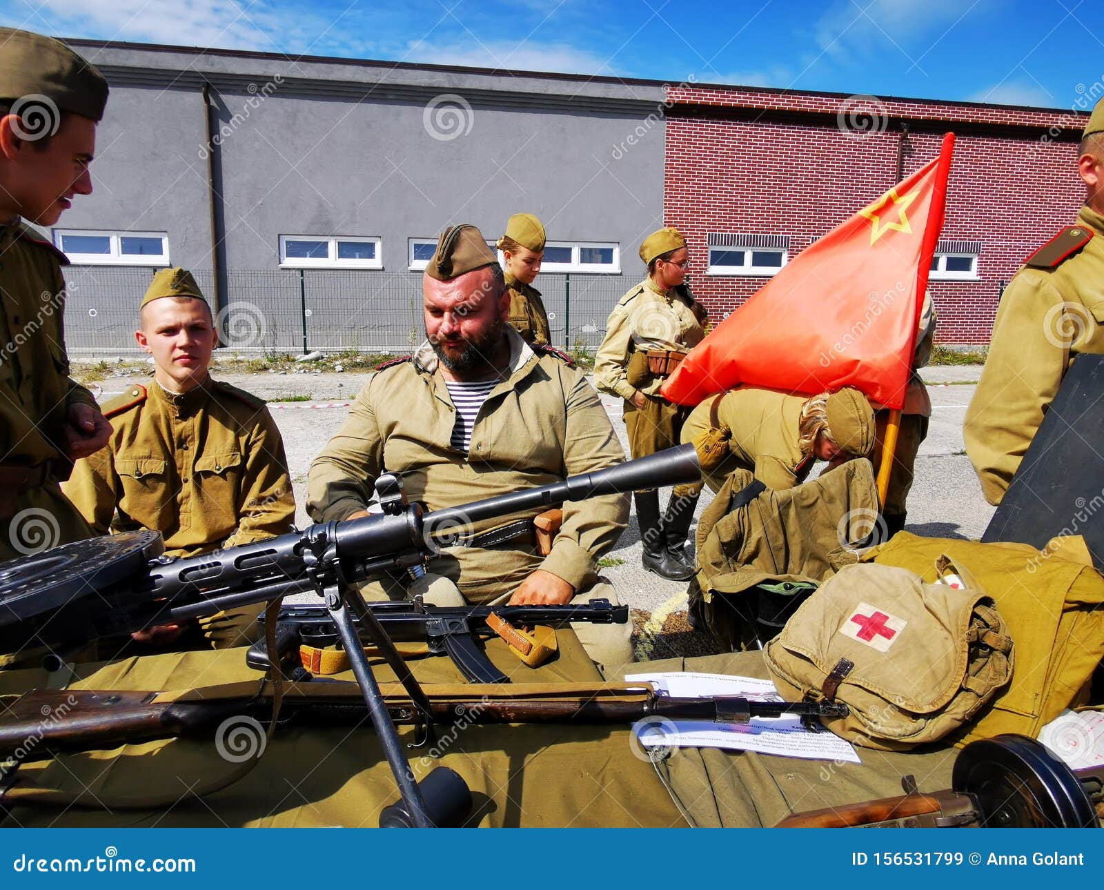russian at guns in men of war 2
