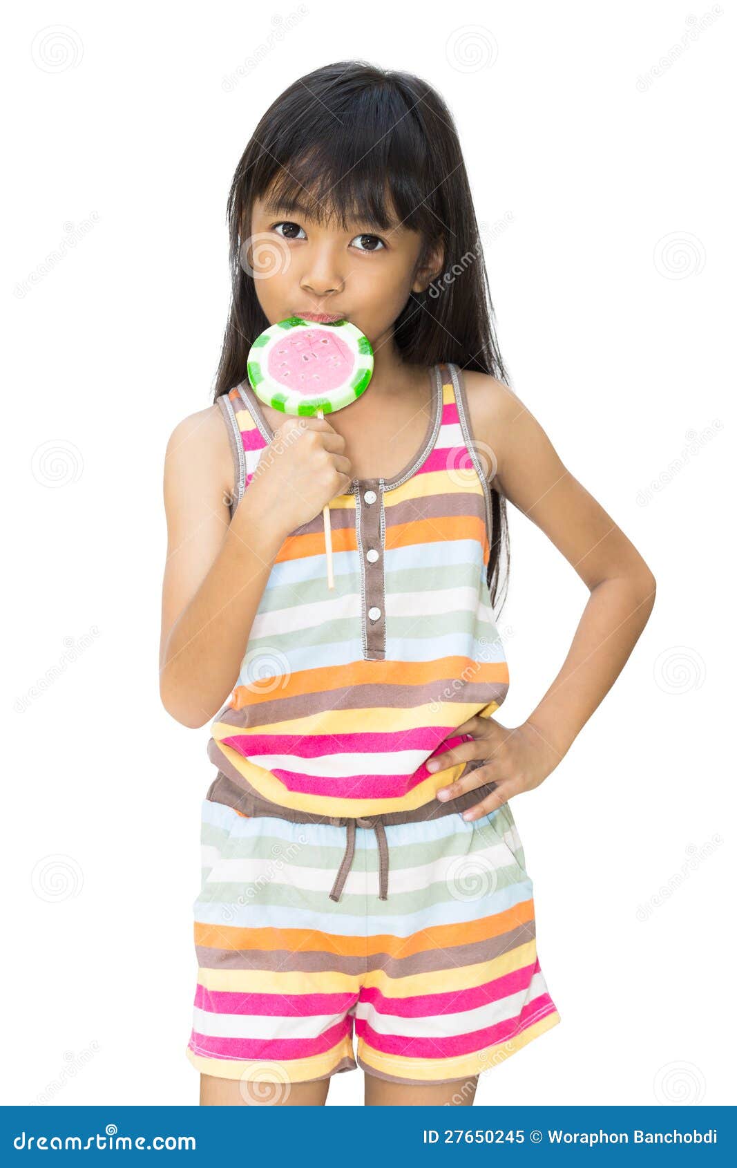 Menina asiática com lollipop. Menina asiática com o lollipop, isolado sobre o branco