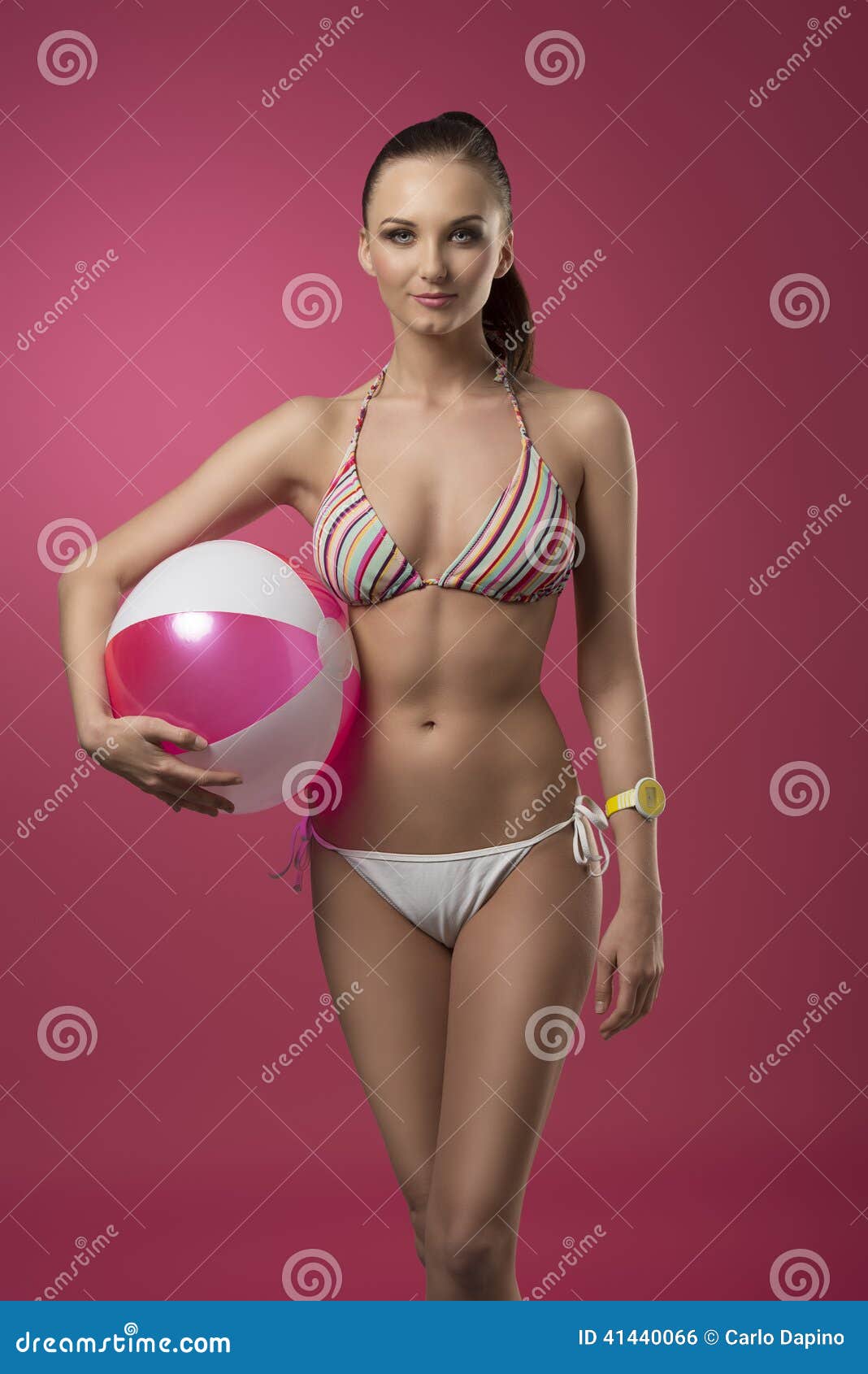 O biquíni da moda mais vendido do tiktok shop. #biquini #moda #modapraia  #queimadeestoque #blackfriday, image size:1068x1690