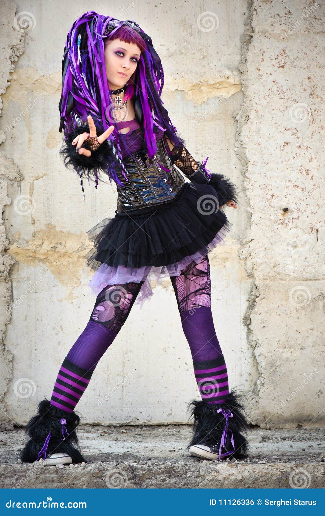 Rapariga Gótica Cibernética Foto de Stock - Imagem de menina, estiloso:  11126336, image size:1064x1690