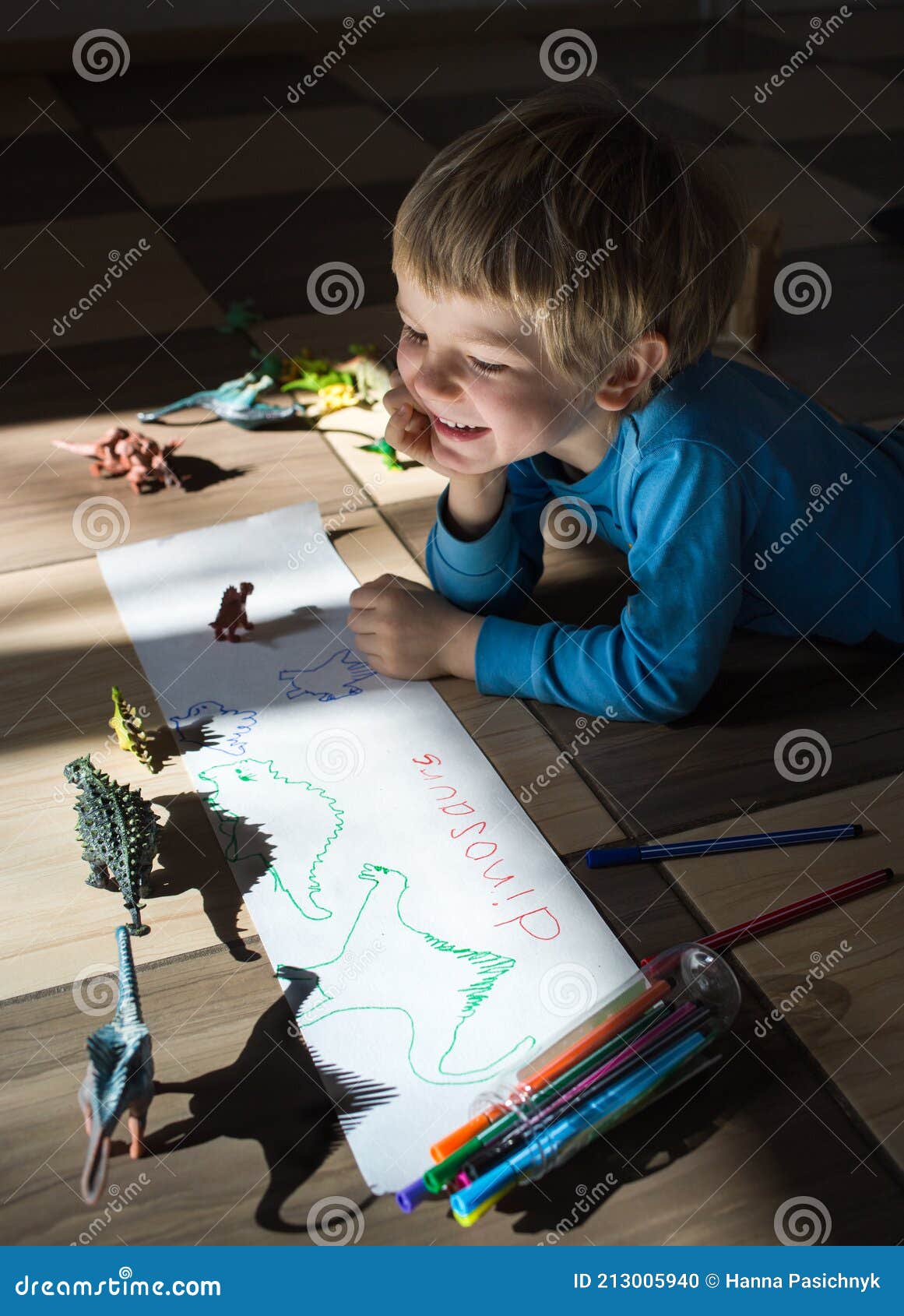 Desenhando Dinossauros - Uma aula de Criatividade