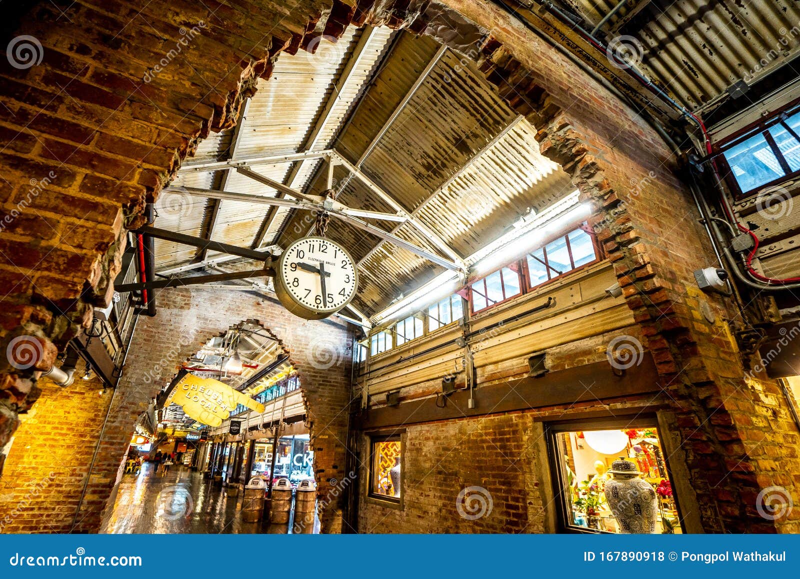 Mercado Del Chelsea Una Las Famosas Tiendas Vintage De Manhattan , Nueva York Foto de archivo editorial - Imagen de soho, horizonte: 167890918