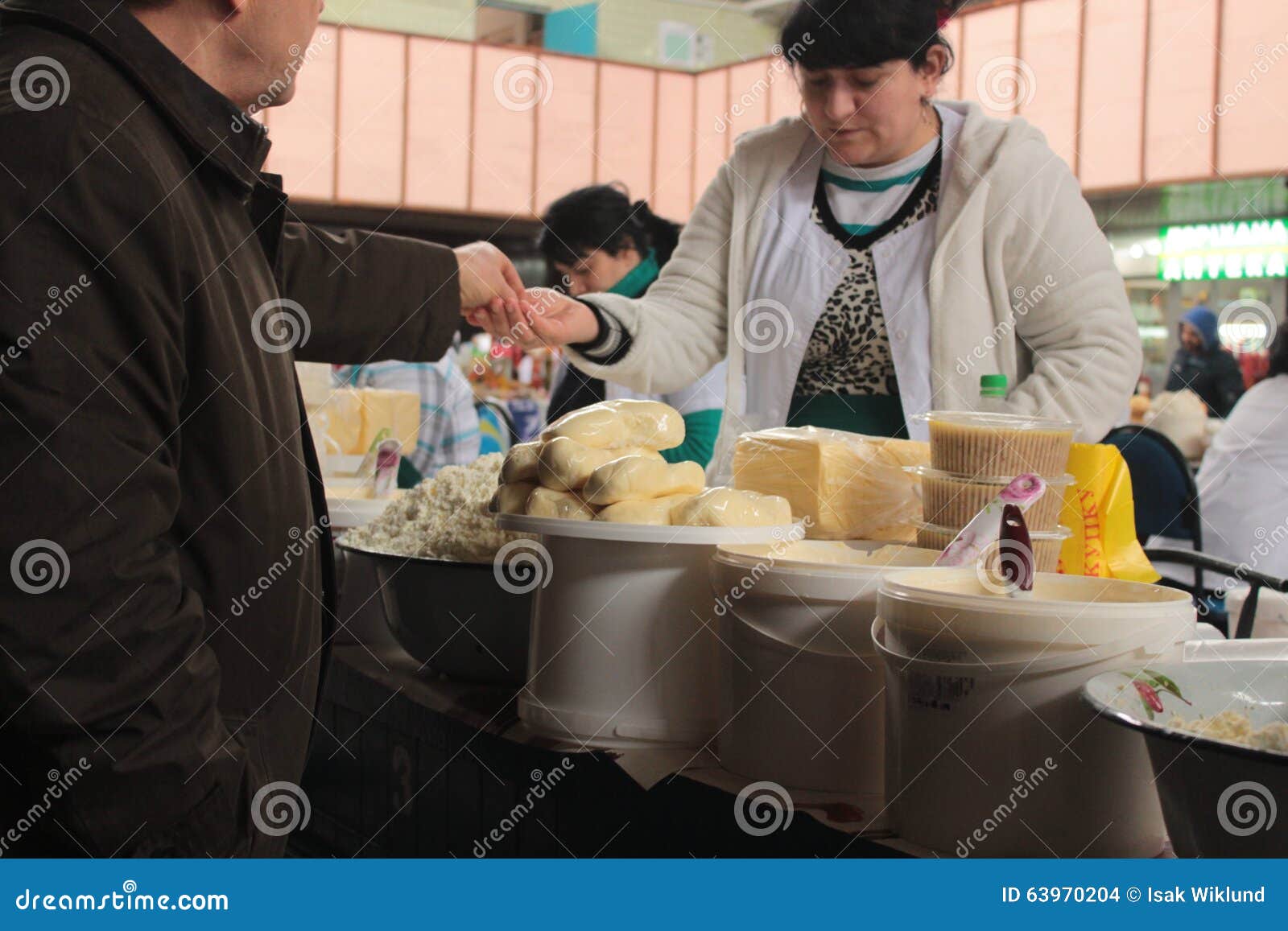 Mercato verde a Almaty immagine stock editoriale. Immagine di almatia 63970204