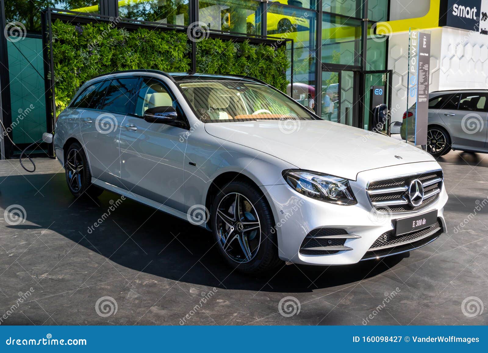 Mercedes Benz E 300 De Car Editorial Photography Image Of Automobile