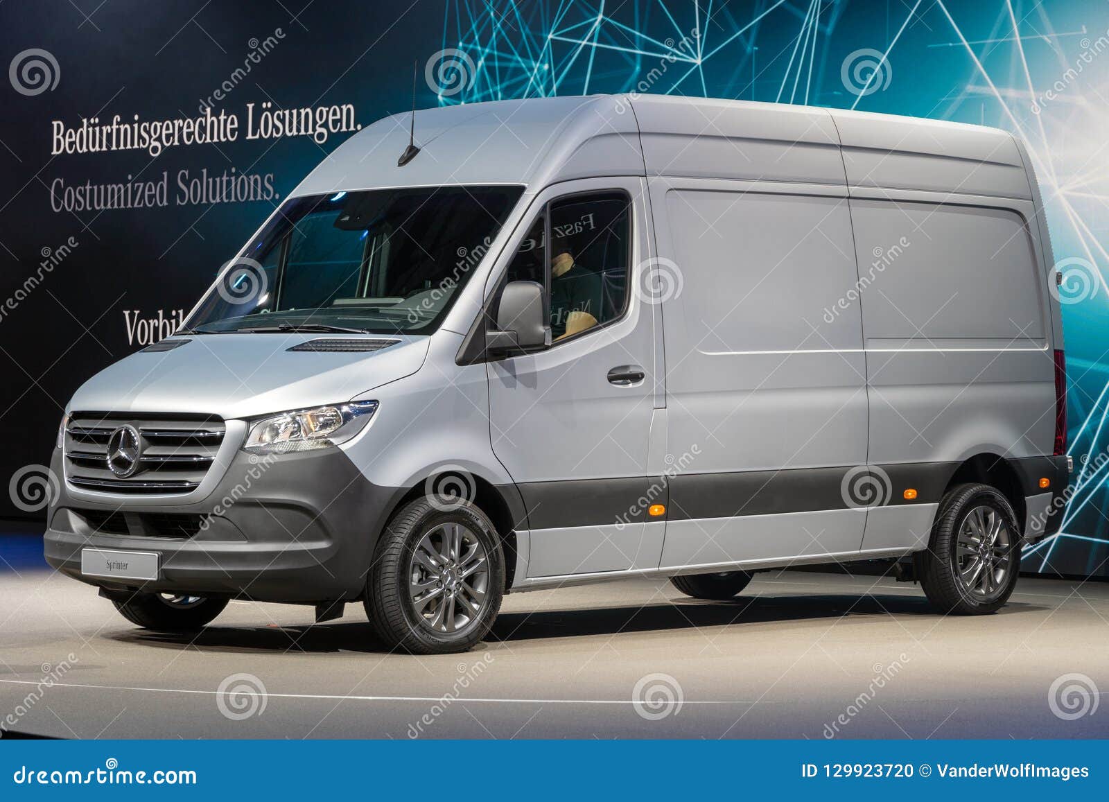 new mercedes benz sprinter 2018