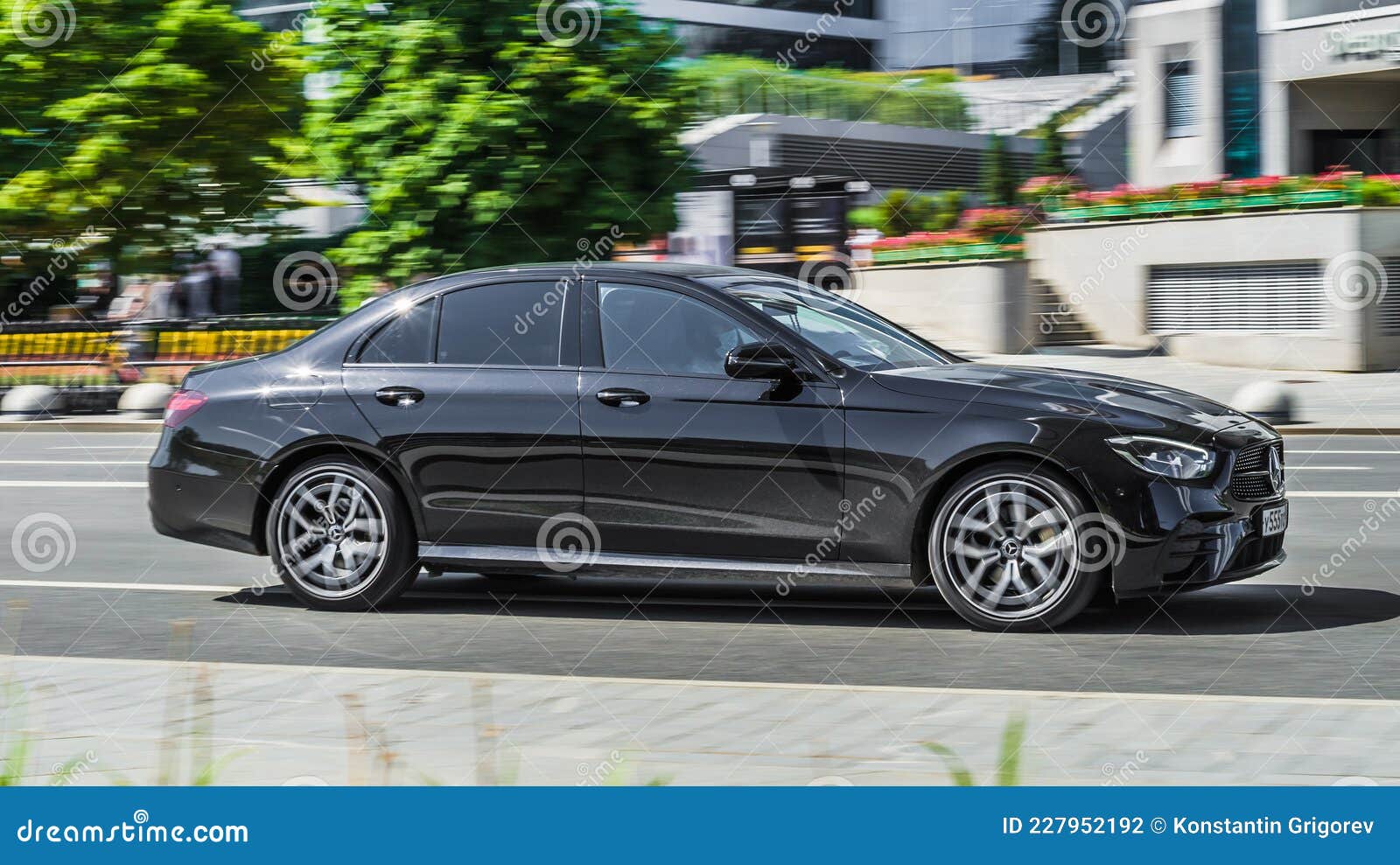 Mercedes von morgen: Ausblick W213 MoPf: So könnte das Facelift
