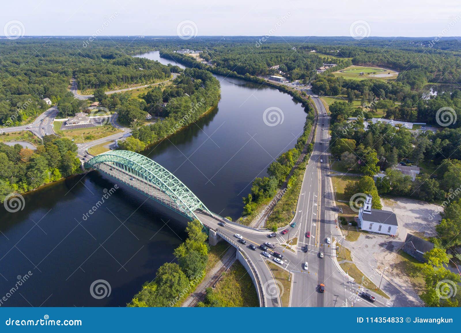 Merrimack-Fluss in Tyngsborough, MA, USA Stockbild - Bild von ...