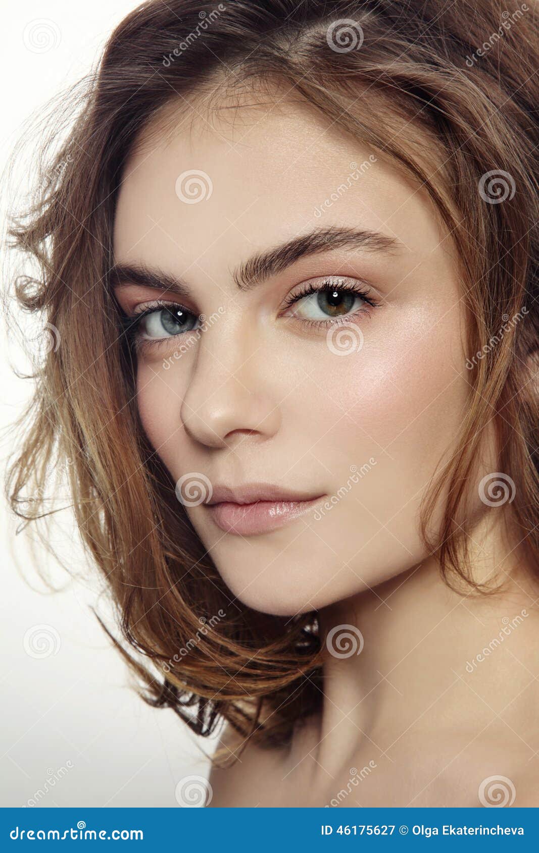 Messy hairstyle stock image. Image of lovely, fashion - 46175627 Messy hairstyle stock image. Image of lovely, fashion - 46175627