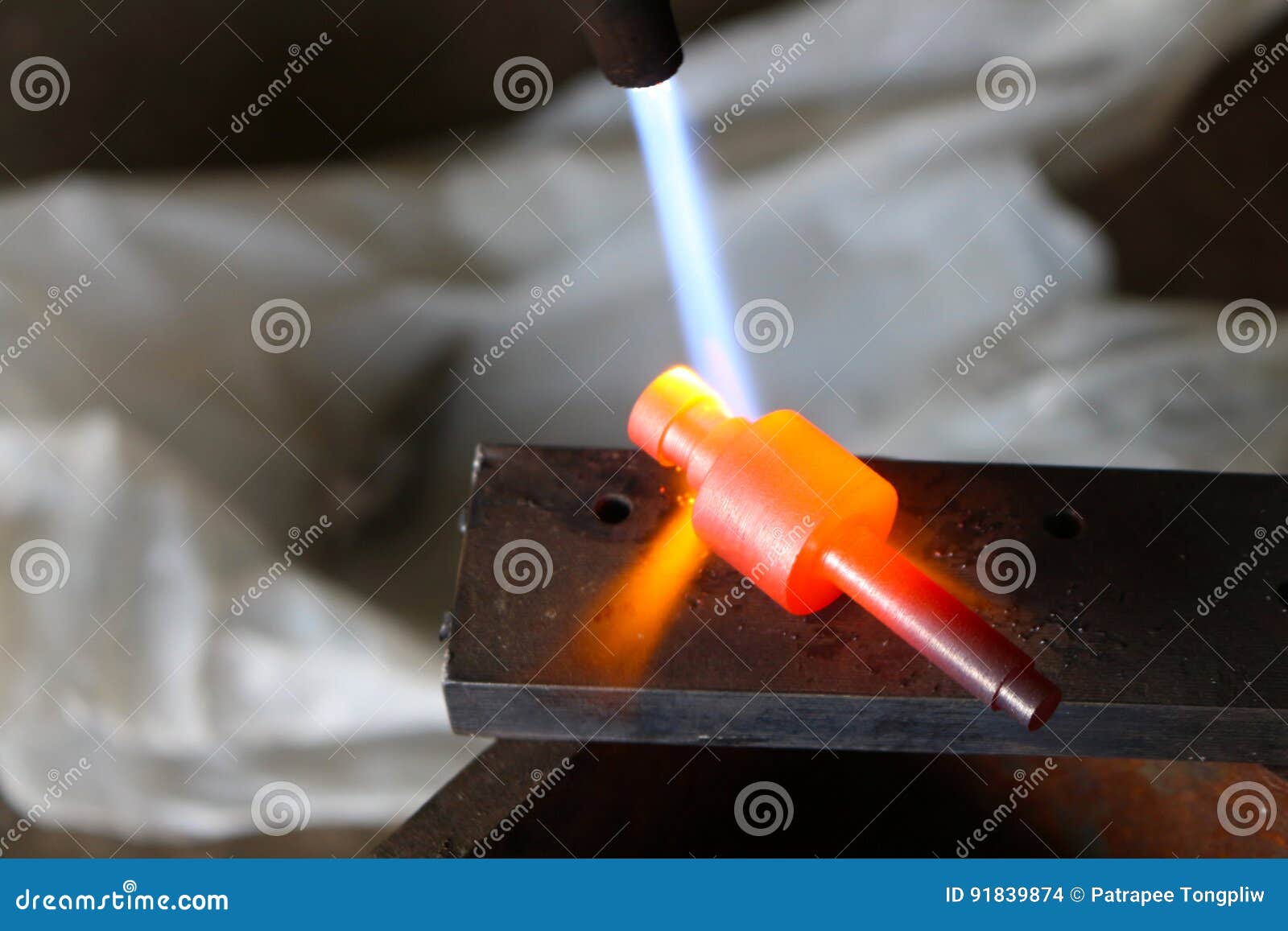 metal hardening with gas cutting torch Coloso