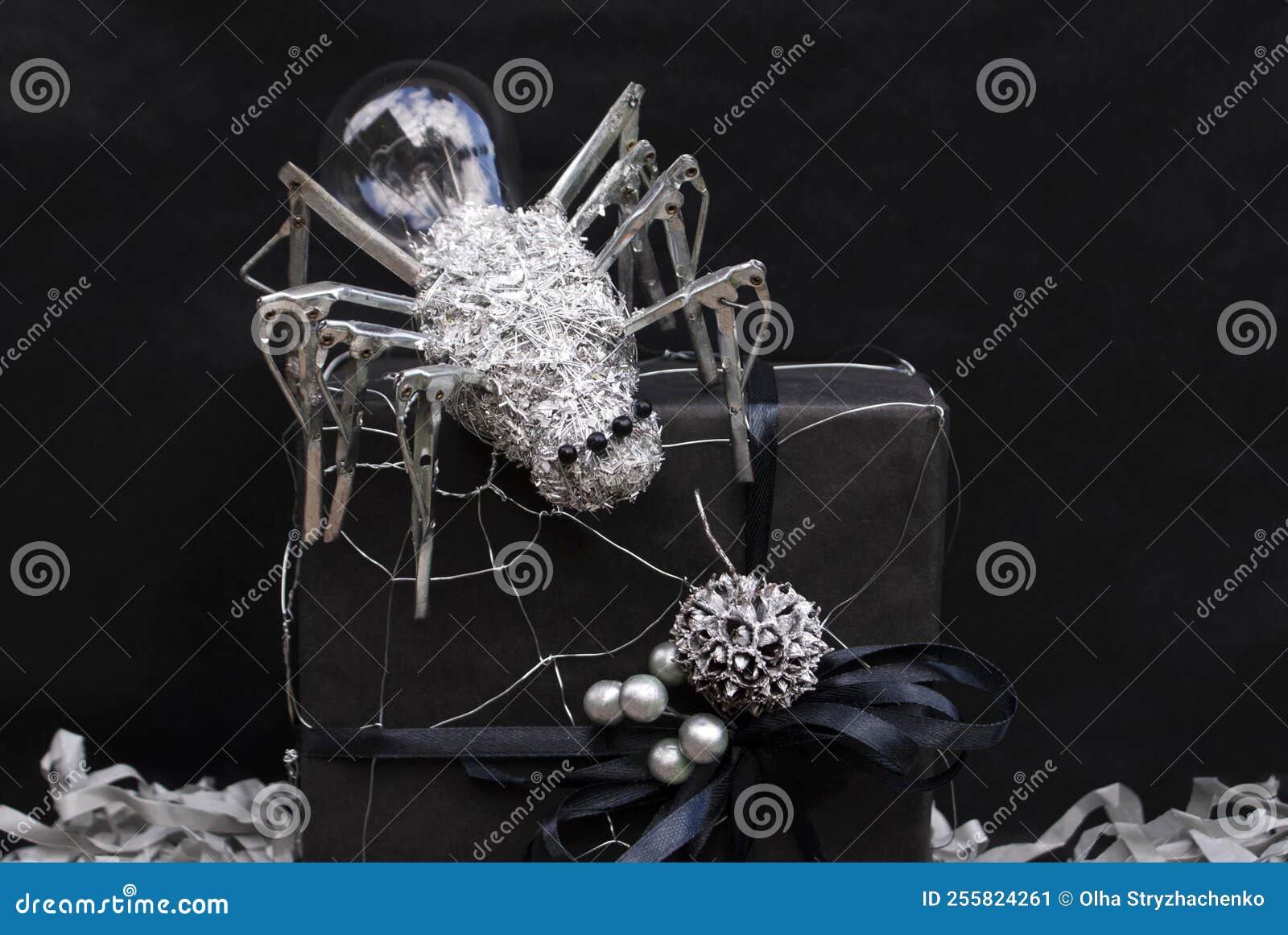 This Metal Spider is Made with a Light Bulb, Umbrella Needles