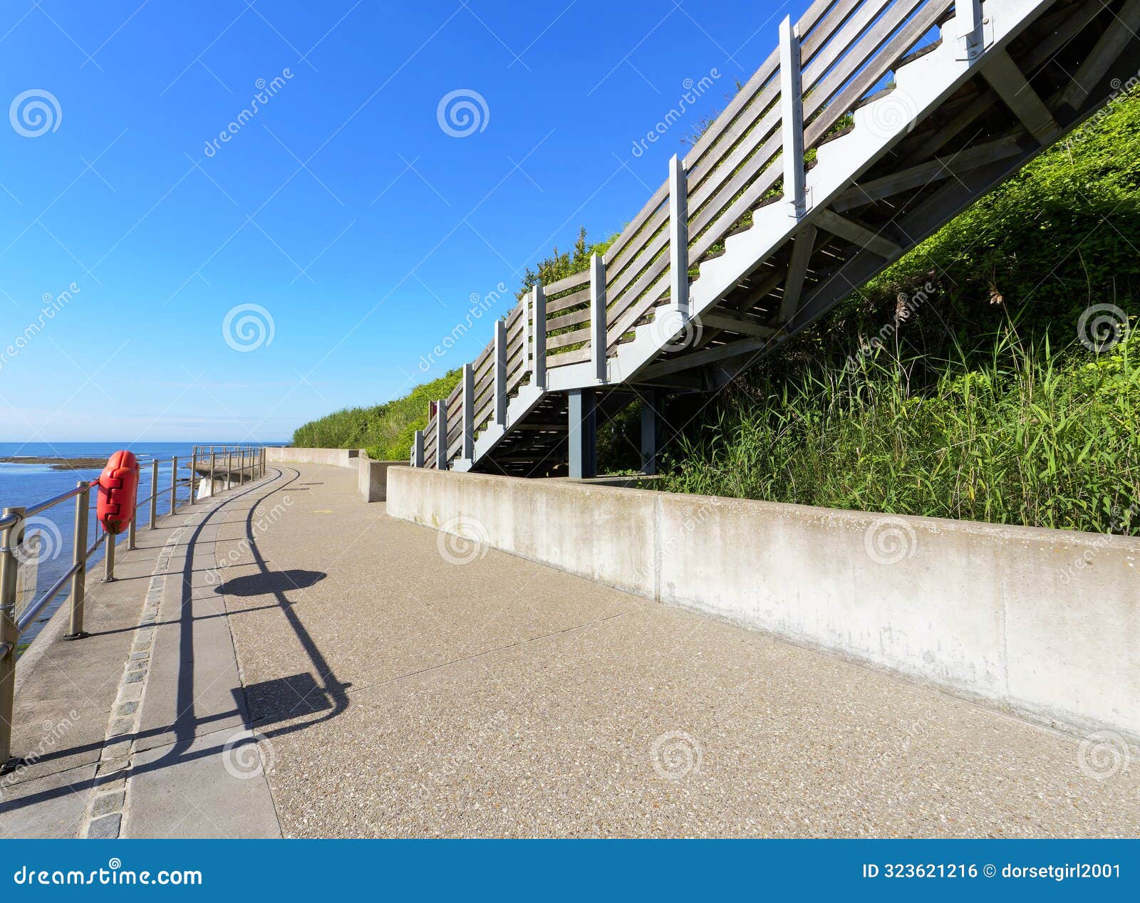 sea defence wall at lyme regis dorset