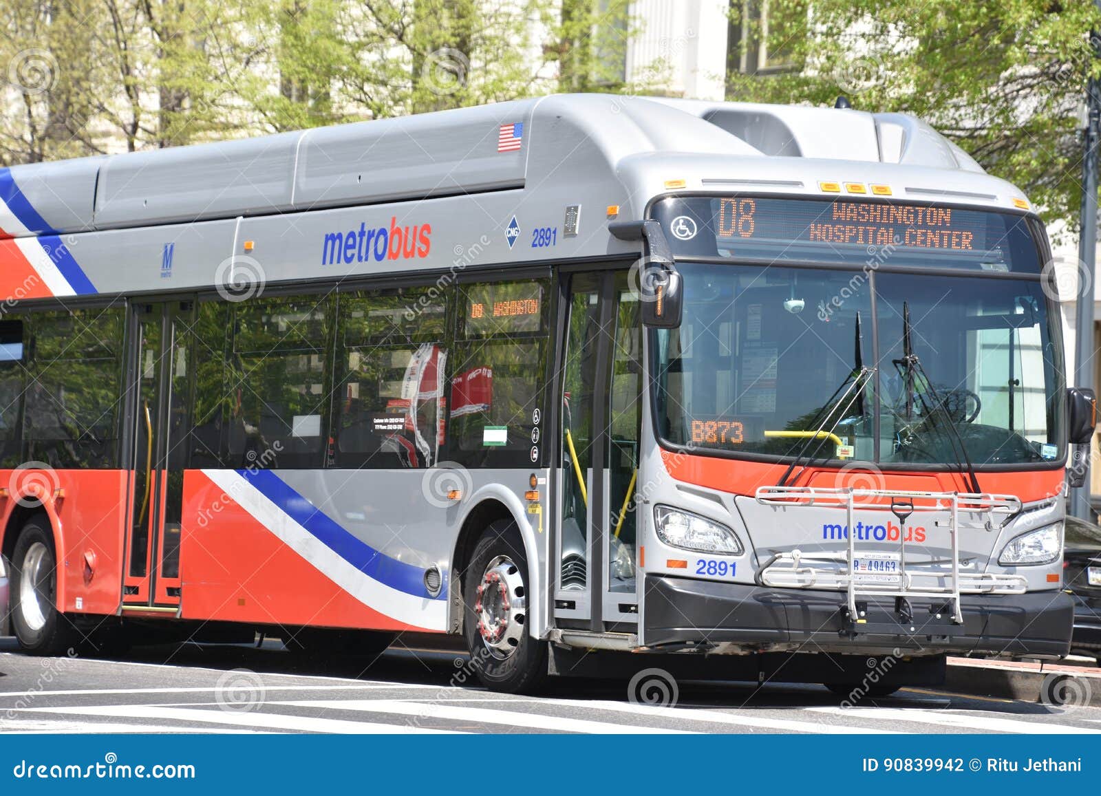Metro Bus in Washington, DC Editorial Photography - Image of parking ...