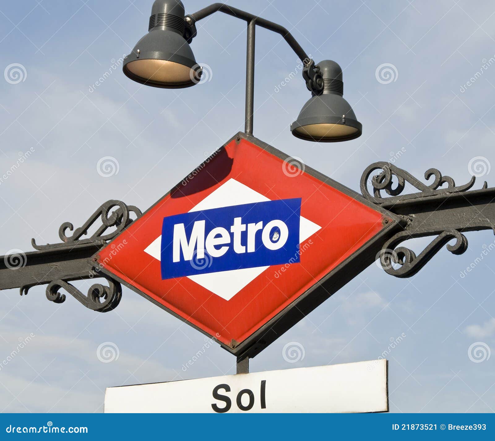 Metro in Madrid, Spanje. Eerste Metro post in Madrid Spanje