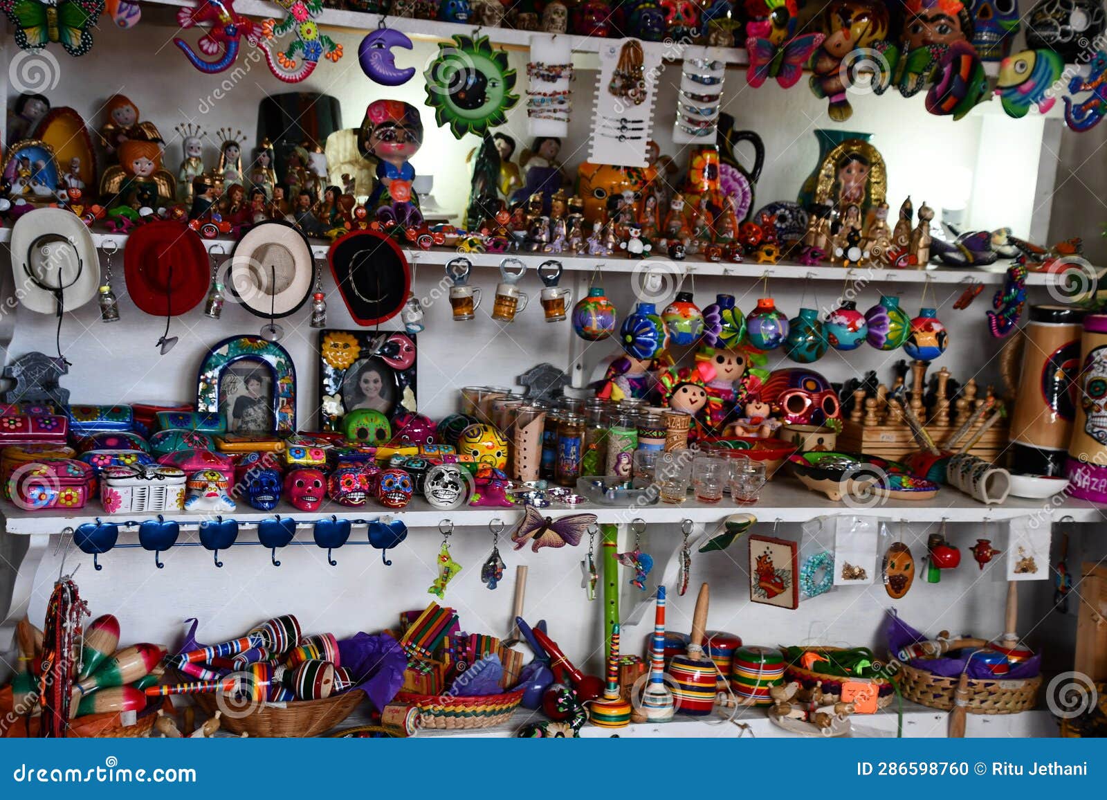 Mexican Arts and Crafts in Mazatlan, Mexico Editorial Image Image of clayware, intricate
