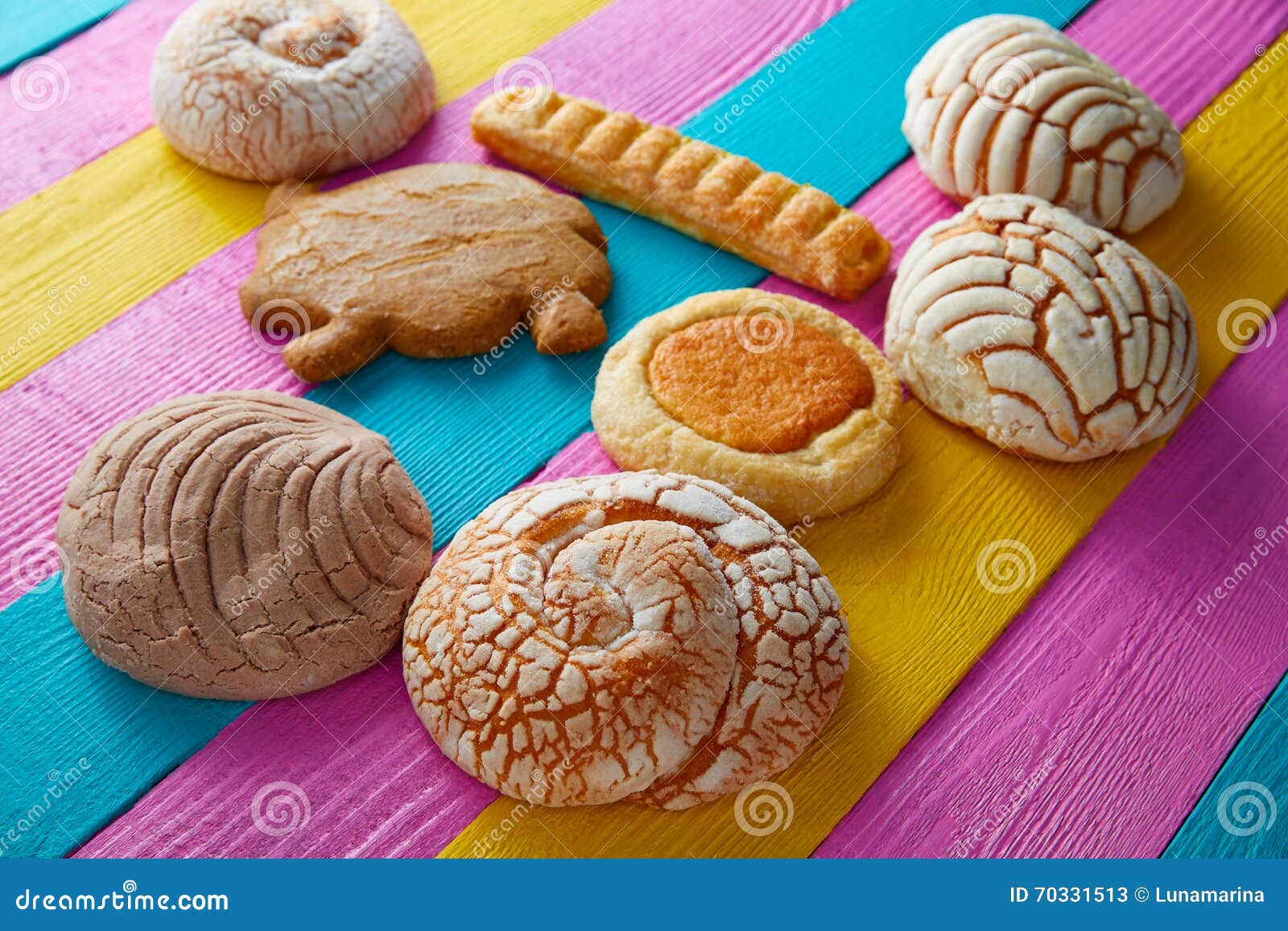 mexican pastries concha puerquito ojo buey