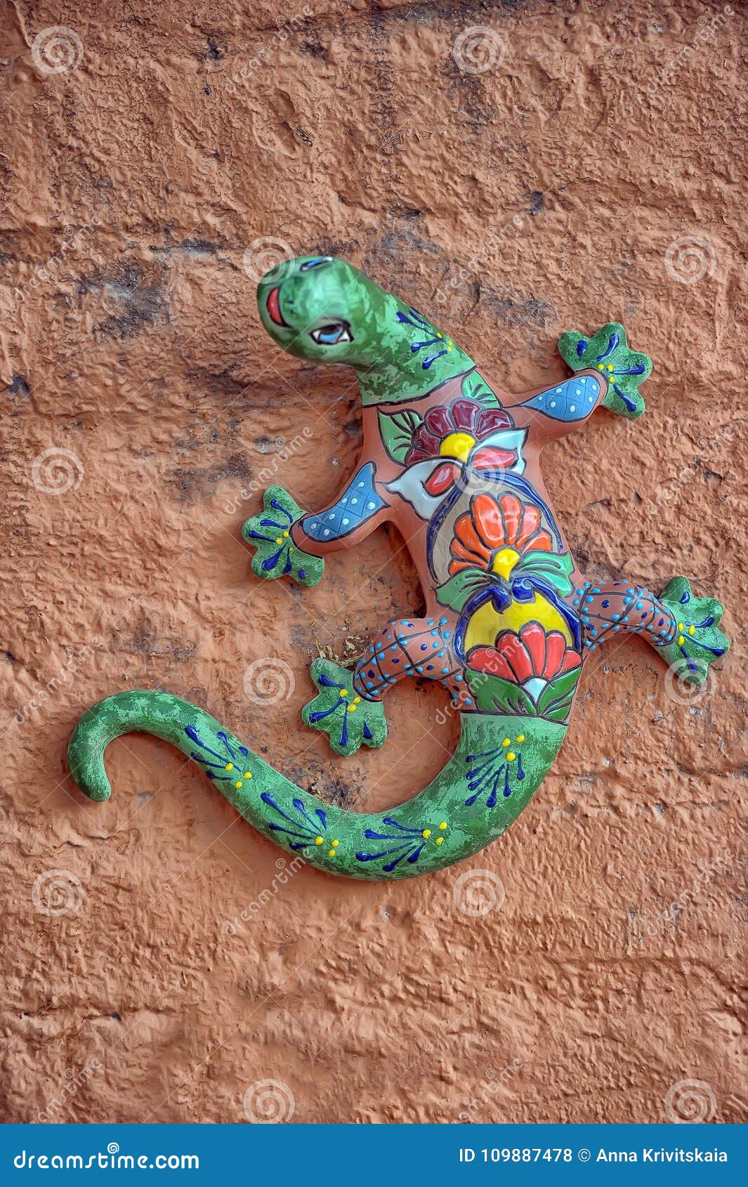 Mexican pottery lizard stock photo. Image of baking 109887478