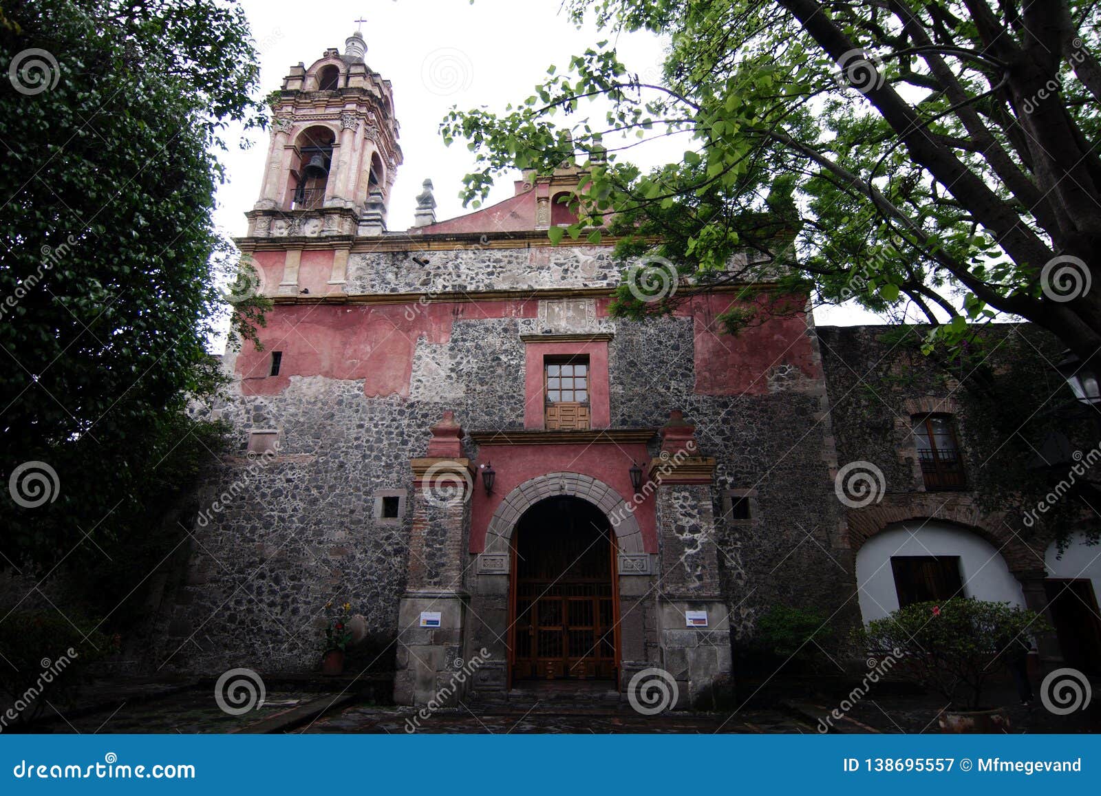 Parroquia San Jacinto Church Editorial Photography - Image of traditional,  history: 138695557