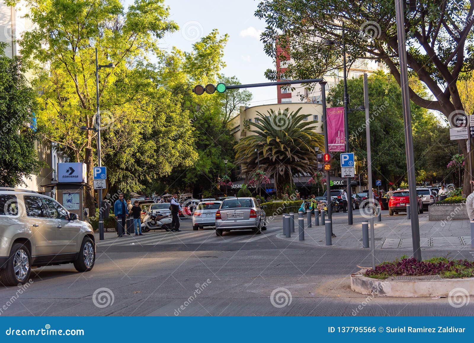 Mexico City - Polanco Street Editorial Photo - Image of blue, stores:  137795601