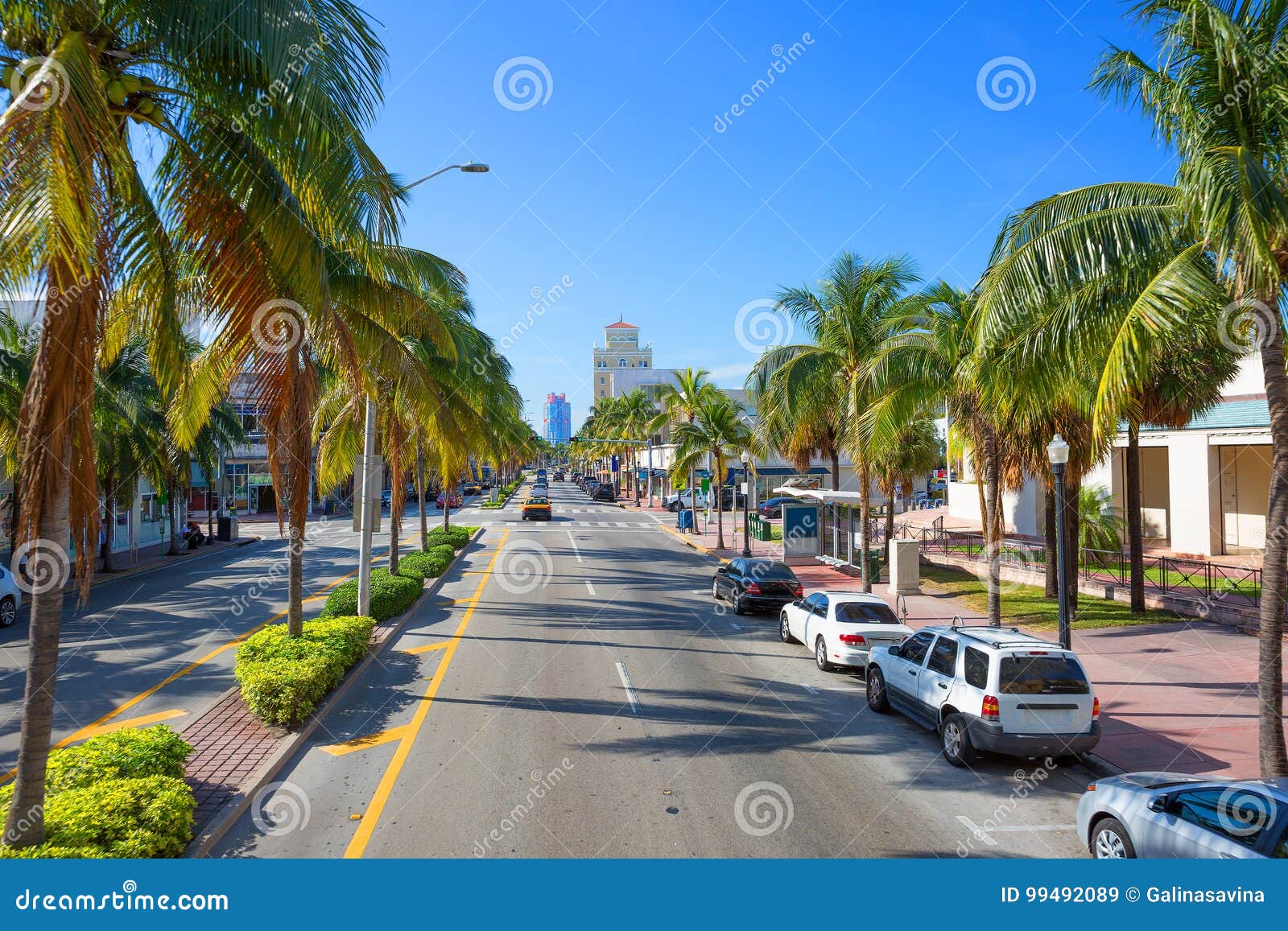 Miami Beach Florida,Collins Avenue,parking garage,Seventh 7th Street Parking  Garage,multi use building,shops,vertical vegetated wall,urban landscape,p  Stock Photo - Alamy