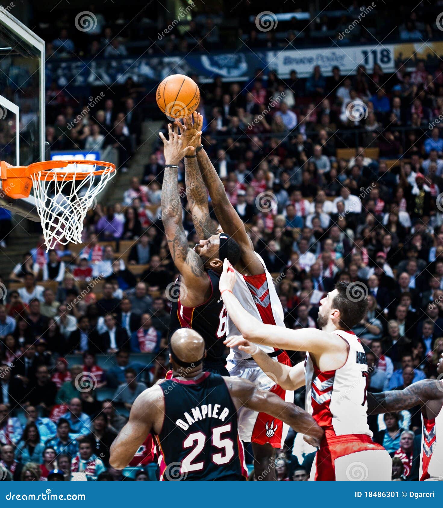 Miami Heat Vs. Toronto Raptors Editorial Photo - Image of ...