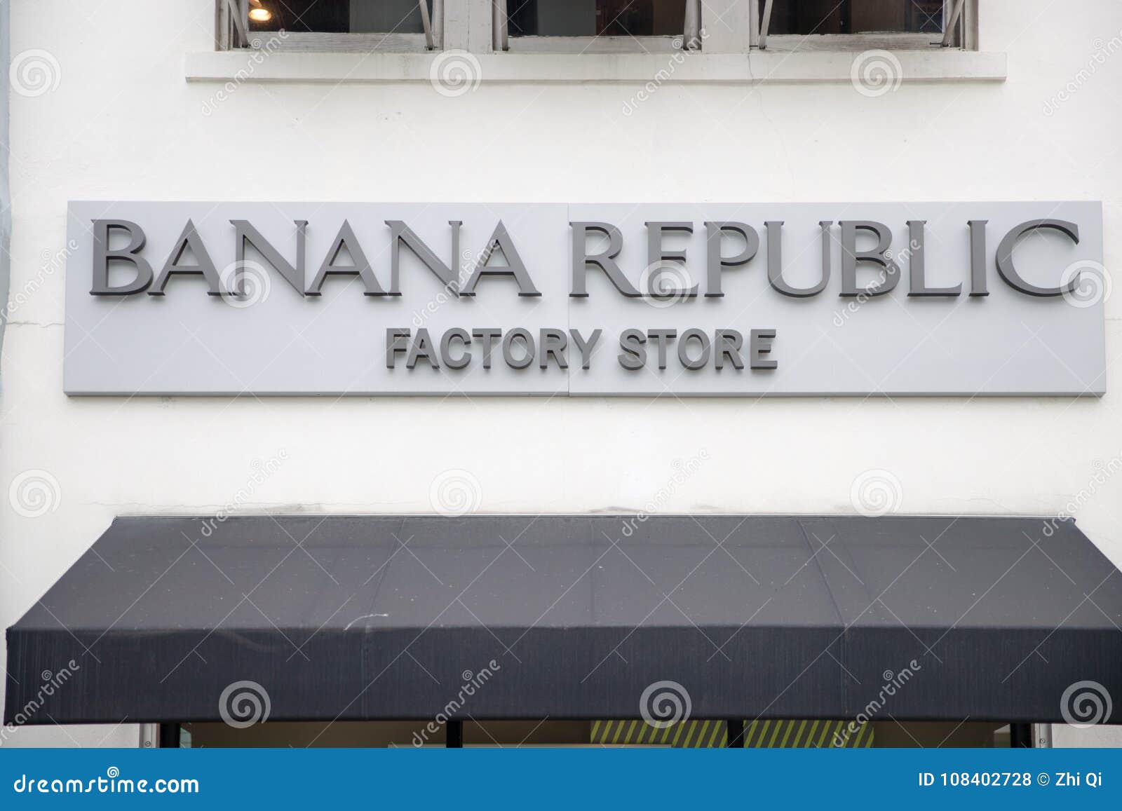 Banana Republic Store Exterior. Banana Republic is a Clothing and ...