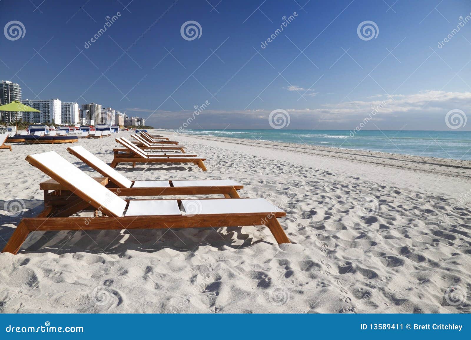 Miami plażowi południe. Podziwia plażę pustą folował tutaj rzadko południowych nieskazitelnych Miami piaski bardzo przeglądać biel