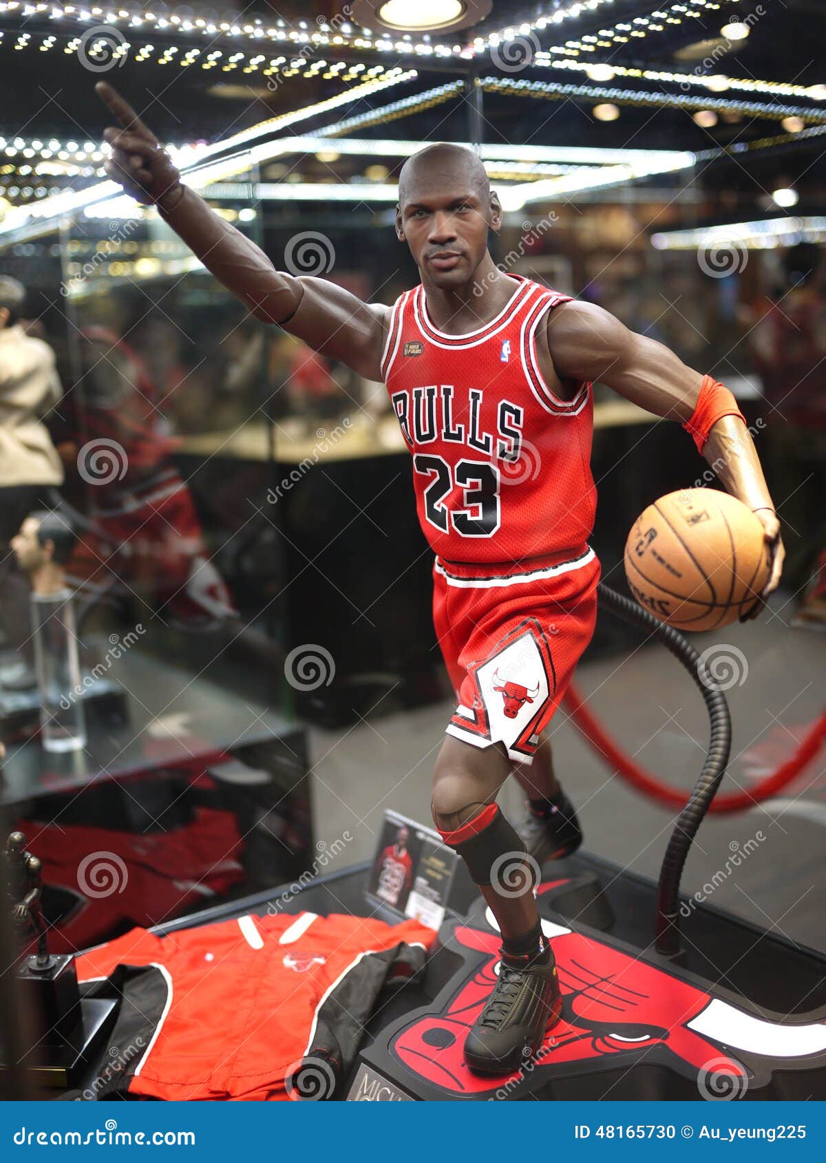 Michael Jordan in TOY SOUL 2014 Editorial Image - Image of kong, player:  48165730