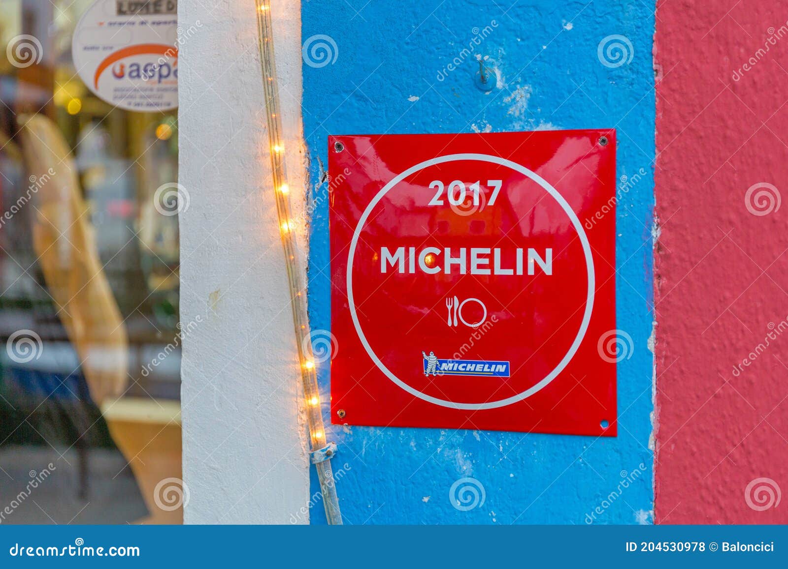 baan Afwezigheid Aktentas Michelin rode plaat punt redactionele stock foto. Image of beroemd -  204530978