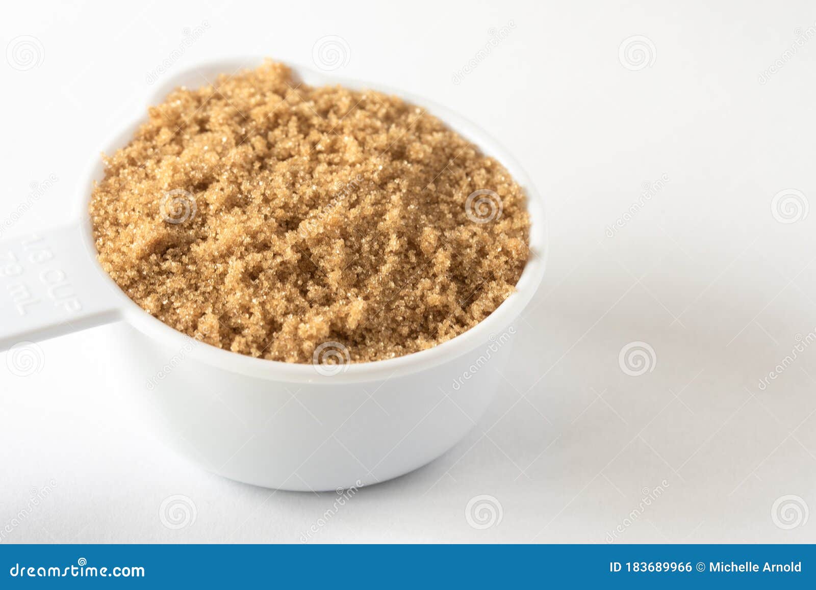 Packed Brown Sugar In A Measuring Cup Stock Photo Image Of Sweetener why-you-should-always-pack-brown-sugar-completely-delicious