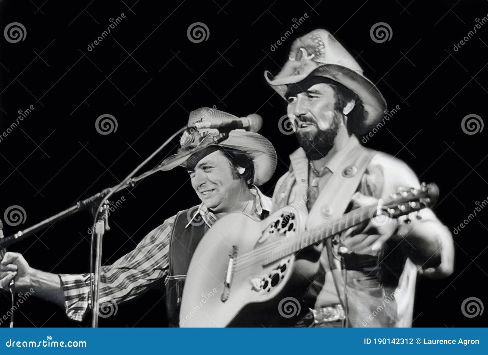 Mickey Gilley and Johnny Lee at 1980 ChicagoFest Editorial Photography -  Image of expressions, guitarist: 190142312