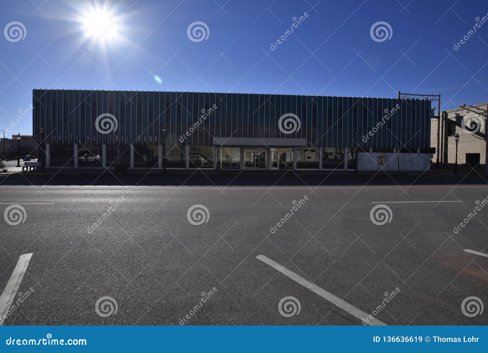A Mid Century Modern Bank in Enid Oklahoma Editorial Stock Image