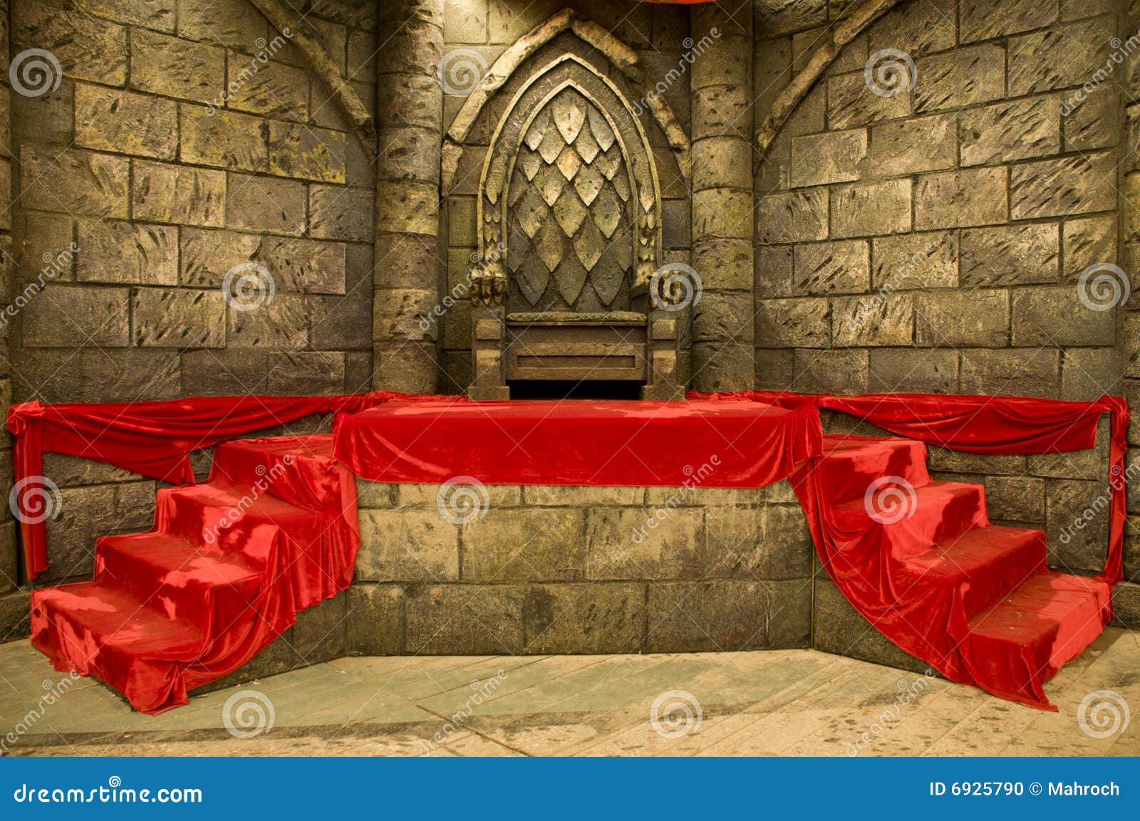 9,520 Royal Throne Stock Photos - Free & Royalty-Free Stock Photos from  Dreamstime