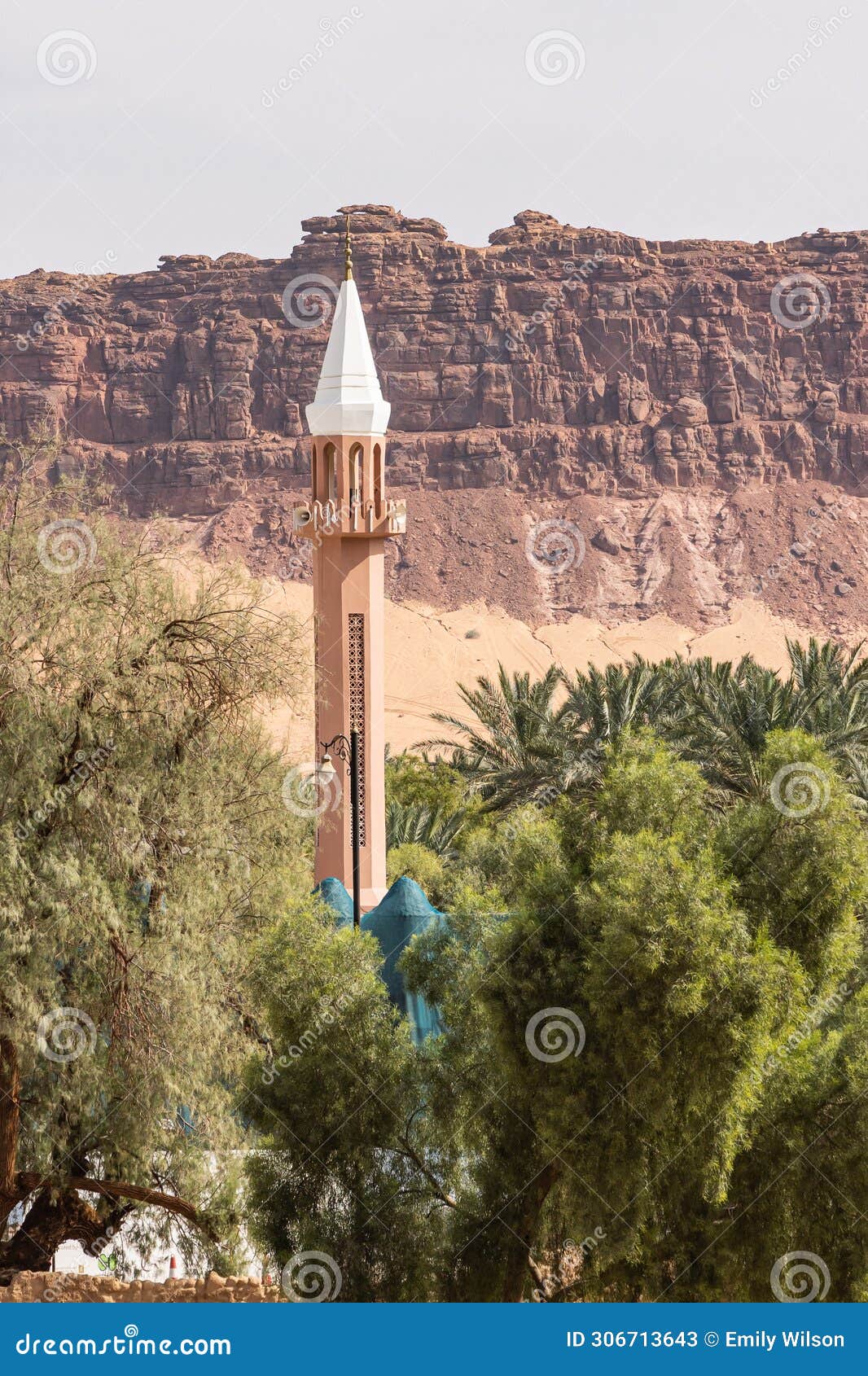 minaret in old town al-ula