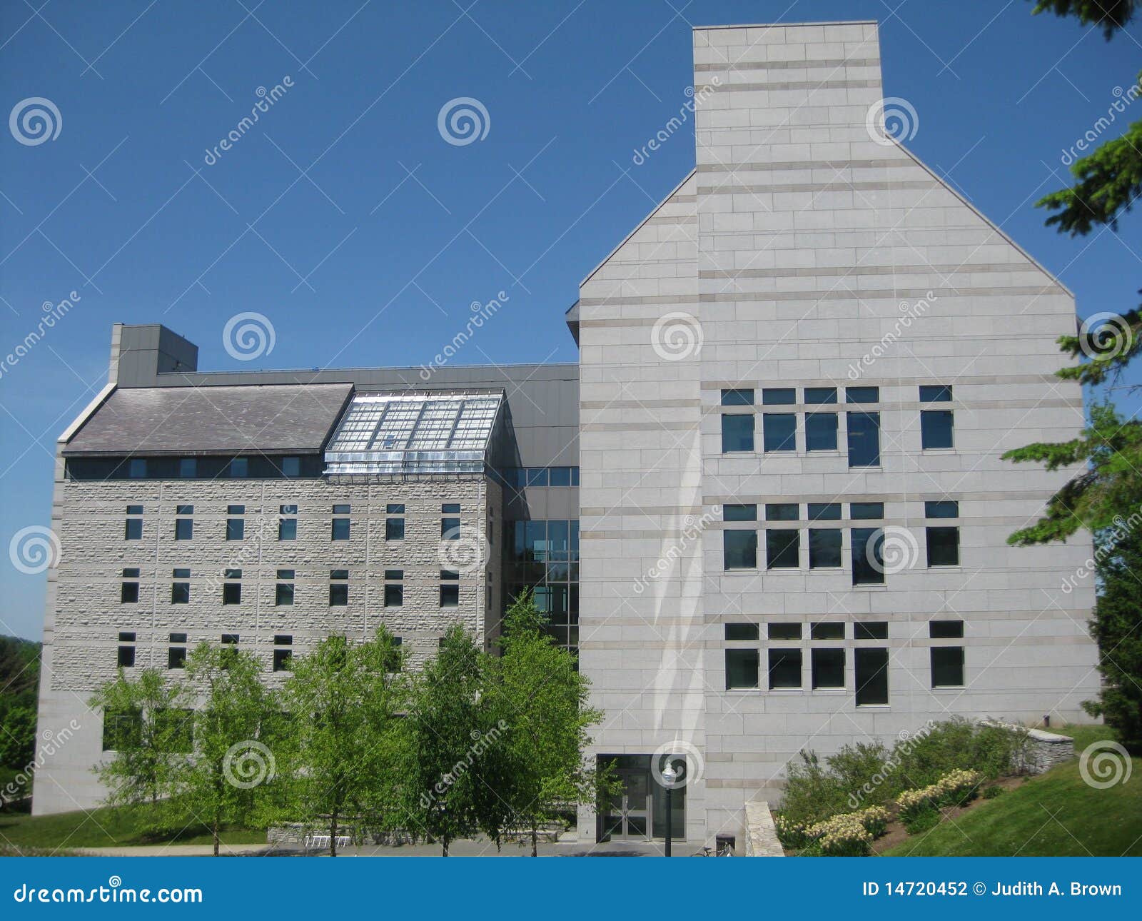 Middlebury College Campus stock photo. Image of serene - 14720452