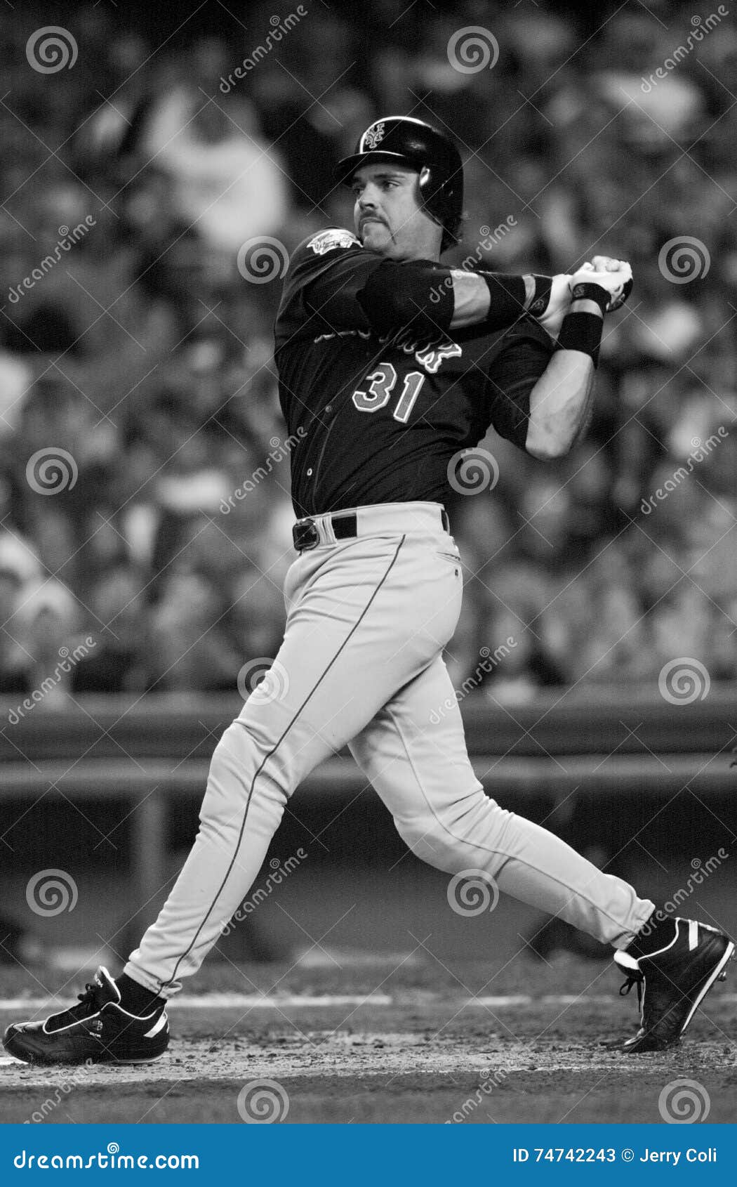 Mike Piazza, Game 1, 2000 World Series Editorial Stock Photo - Image of game,  pettitte: 74742243