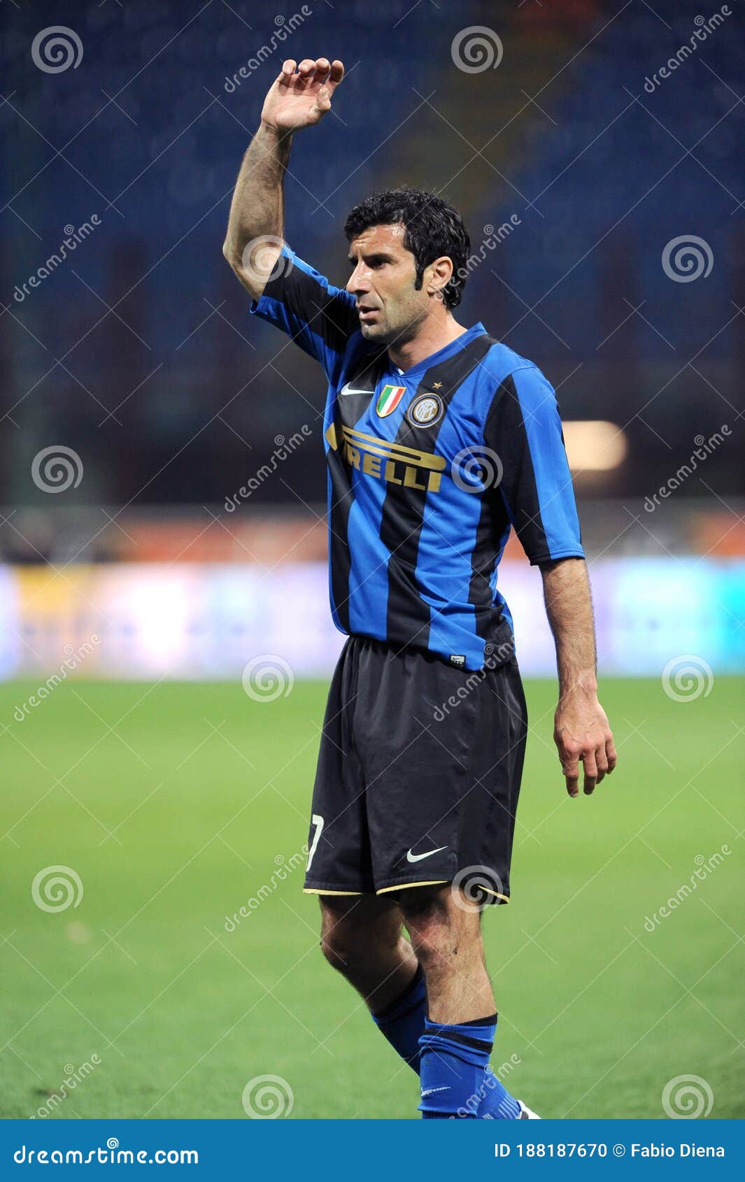 Luis Figo during the match editorial image. Image of figc - 188187670