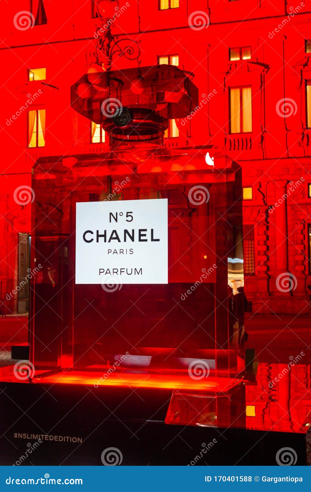 Chanel No 5 L&#039;Eau Red Edition Chanel perfume - a fragrance for  women 2018