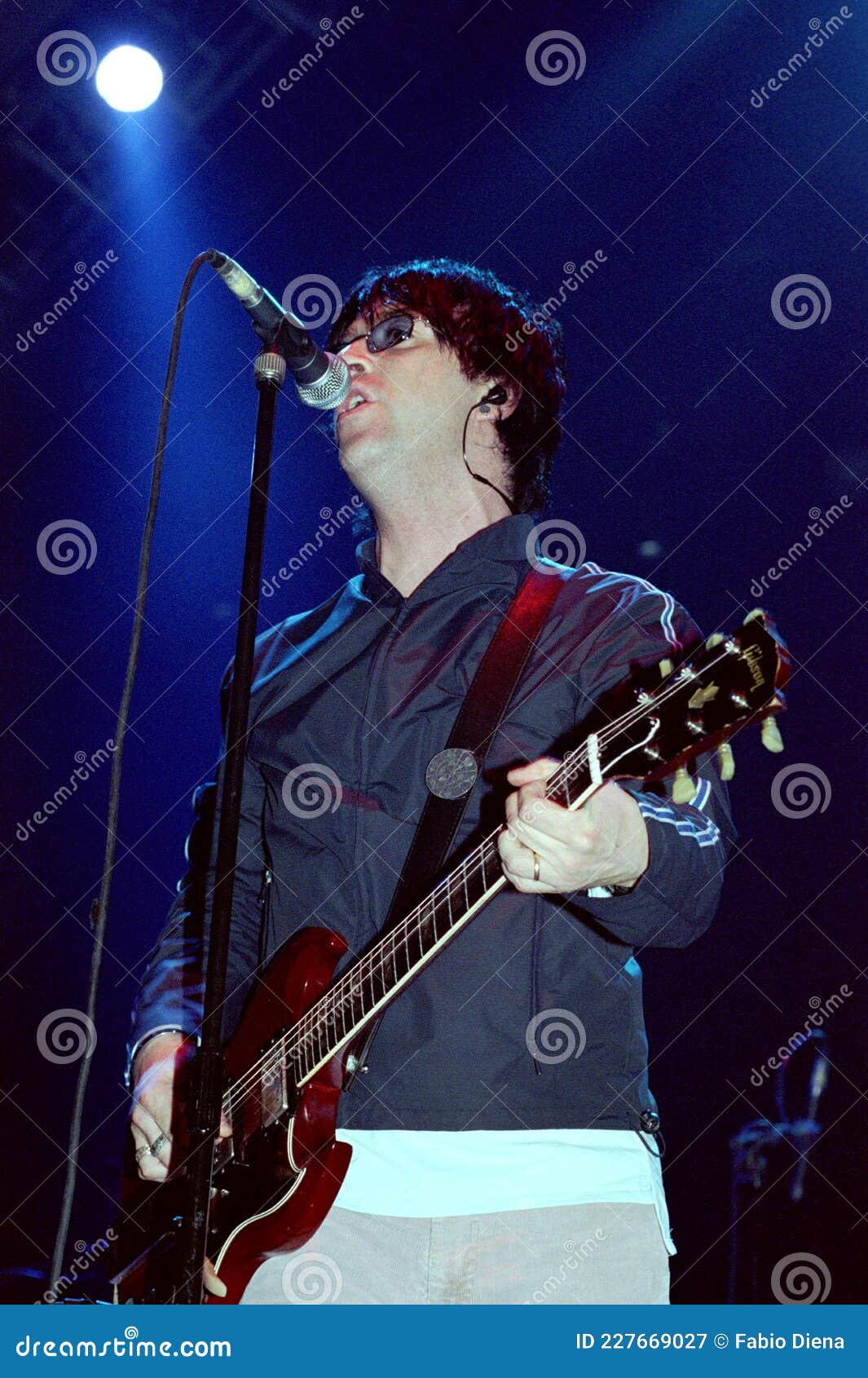 Johnny Marr & the Healers Live Concert at the Forum Assago Editorial ...