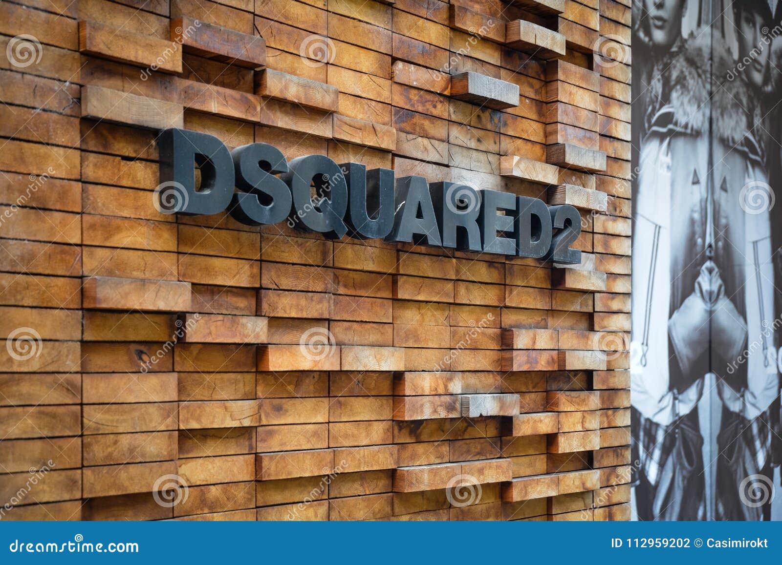 dsquared milan store