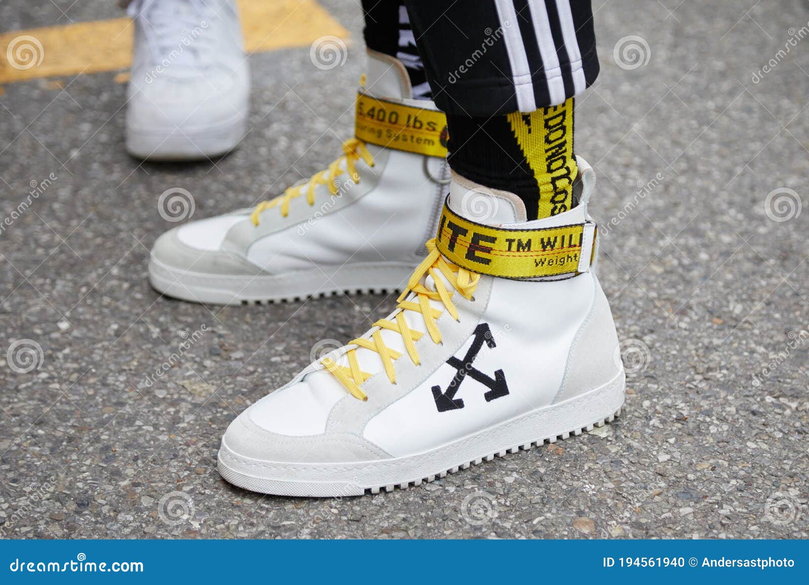 Slik Tilbagebetale pølse Man with Off White Sneakers with Yellow Belt before Represent Fashion Show,  Milan Fashion Week Street Style on Editorial Image - Image of elegant,  trousers: 194561940