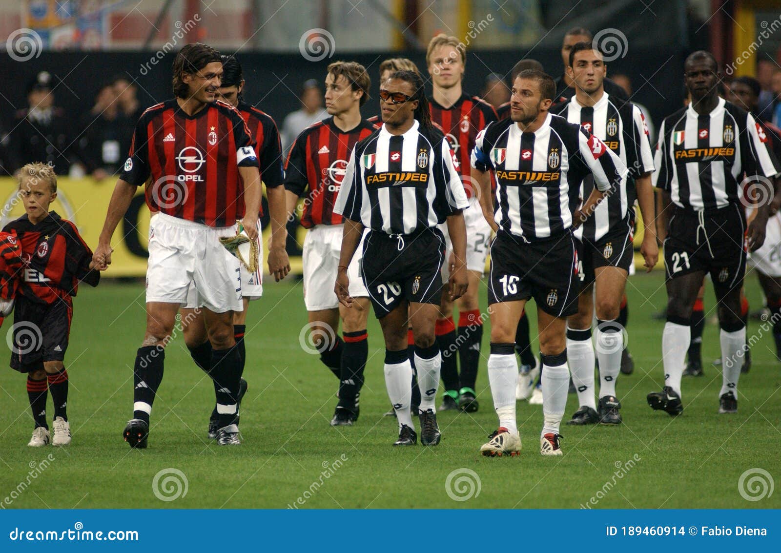 The Milan and Juventus Players Enter the Field the Editorial Stock Image - Image of players, august: 189460914