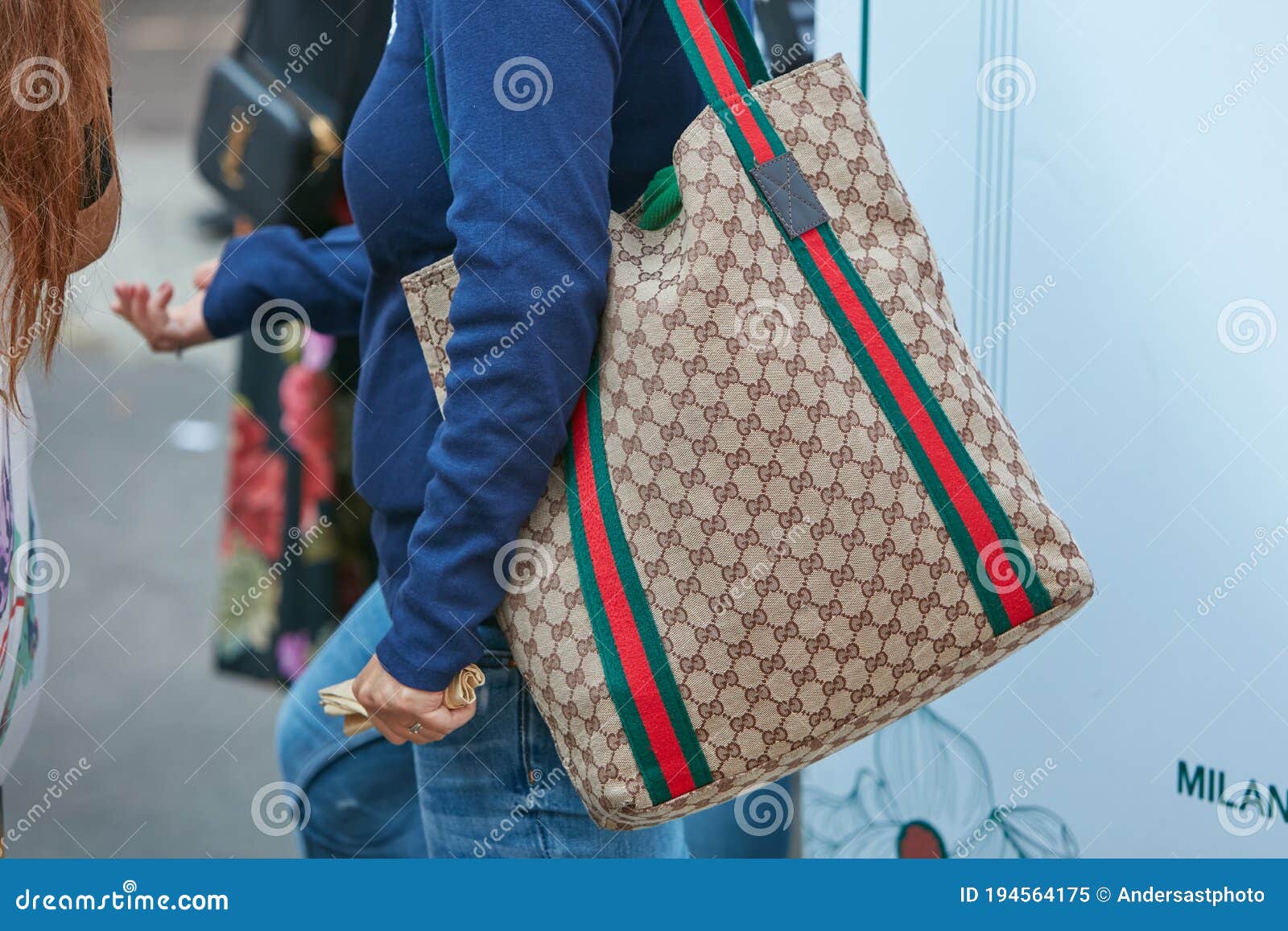 gucci bag with blue and red stripe