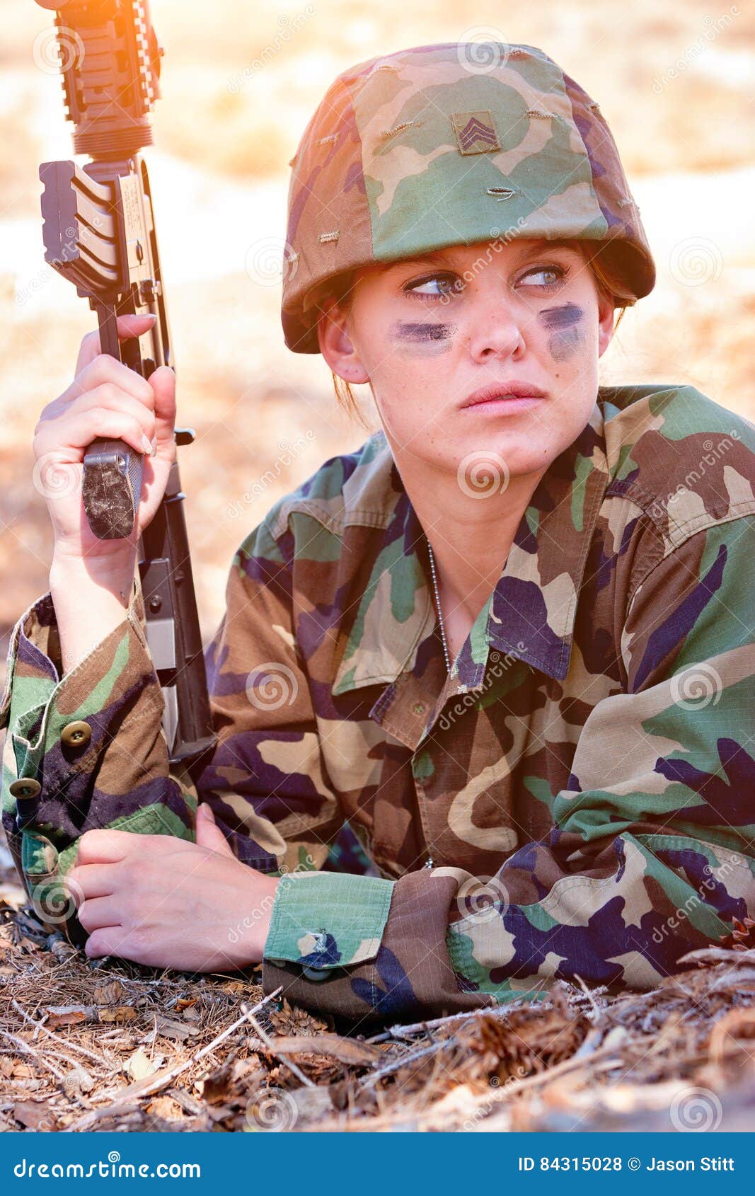 Militarfrau Stockfoto Bild Von Armee Frau Outdoor 84315028