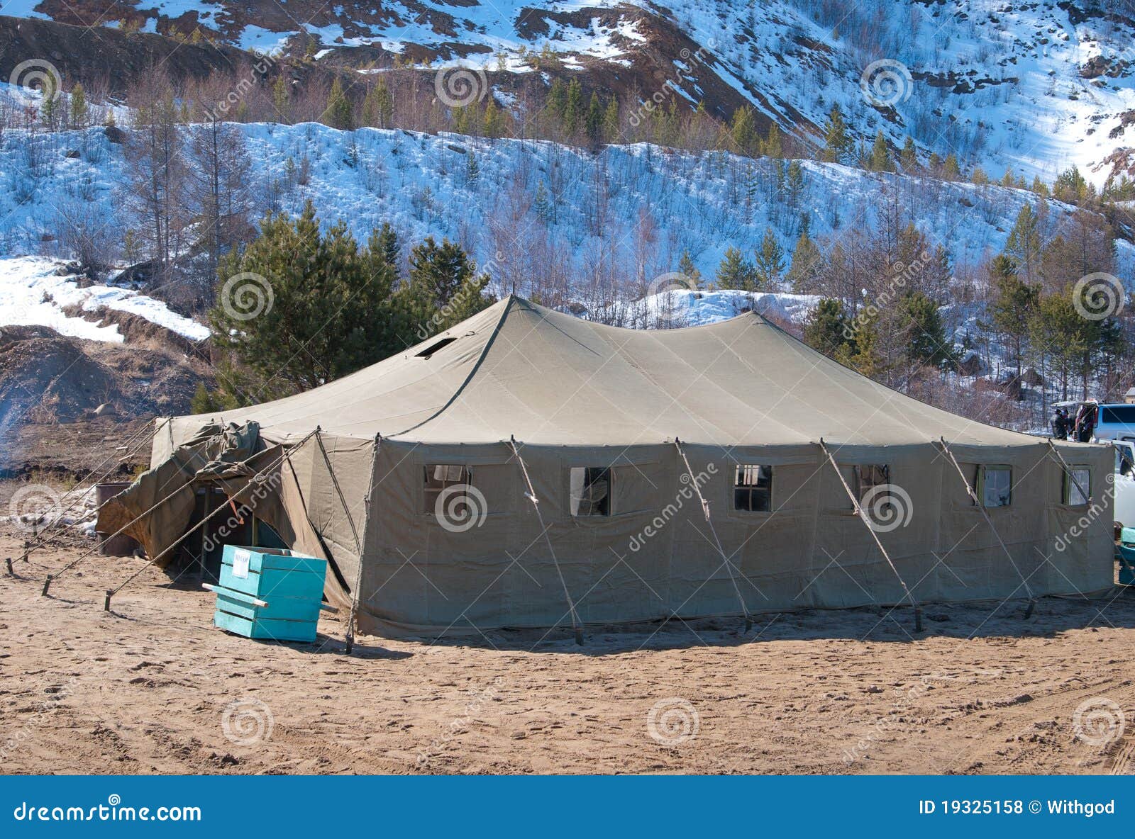 166 Big Military Tent Stock Photos - Free & Royalty-Free Stock Photos from  Dreamstime
